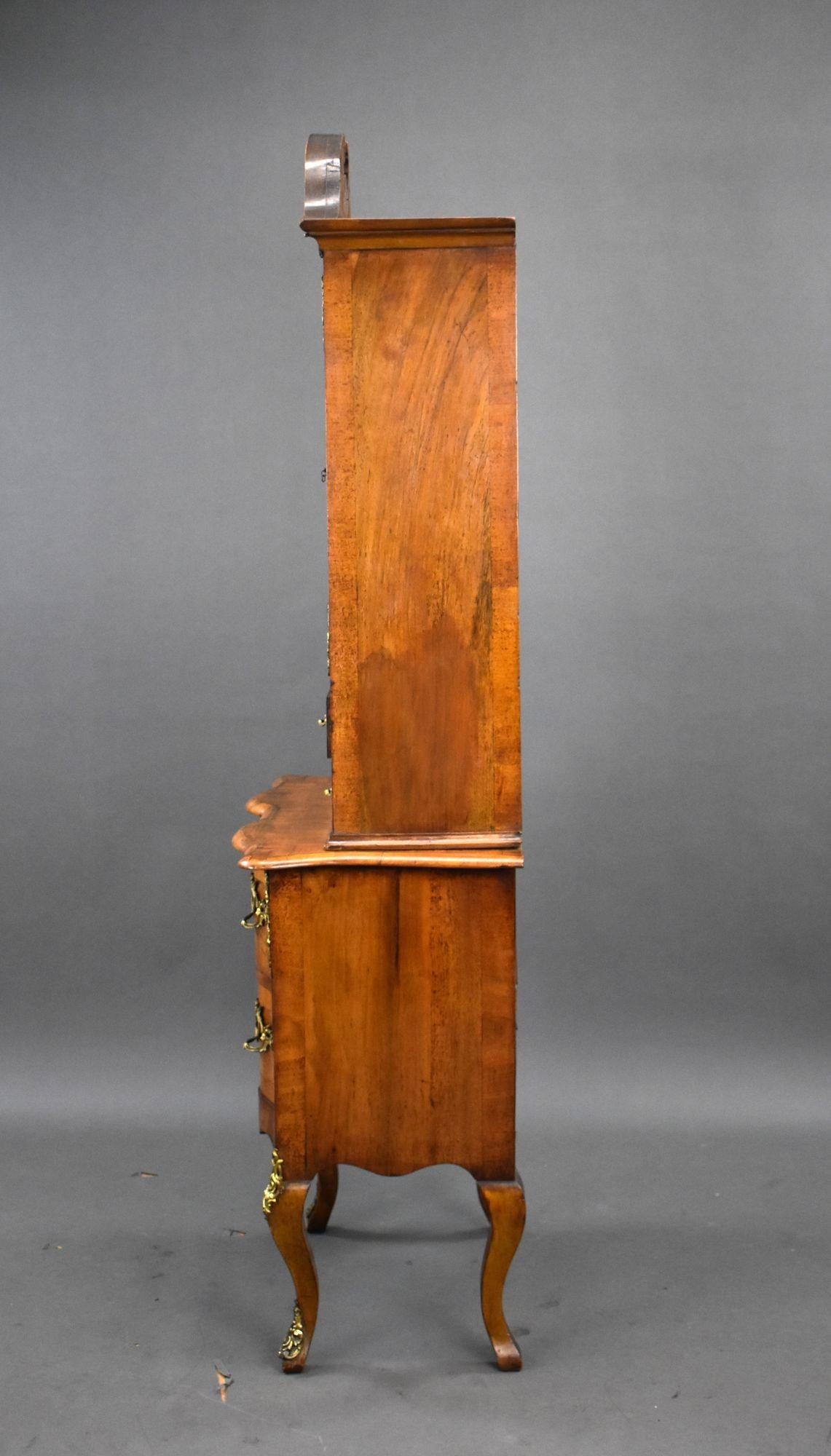 19th Century French Walnut Bonheur Du Jour In Good Condition For Sale In Chelmsford, Essex
