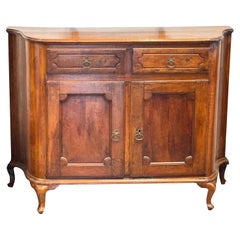 Buffet en noyer français du XIXe siècle