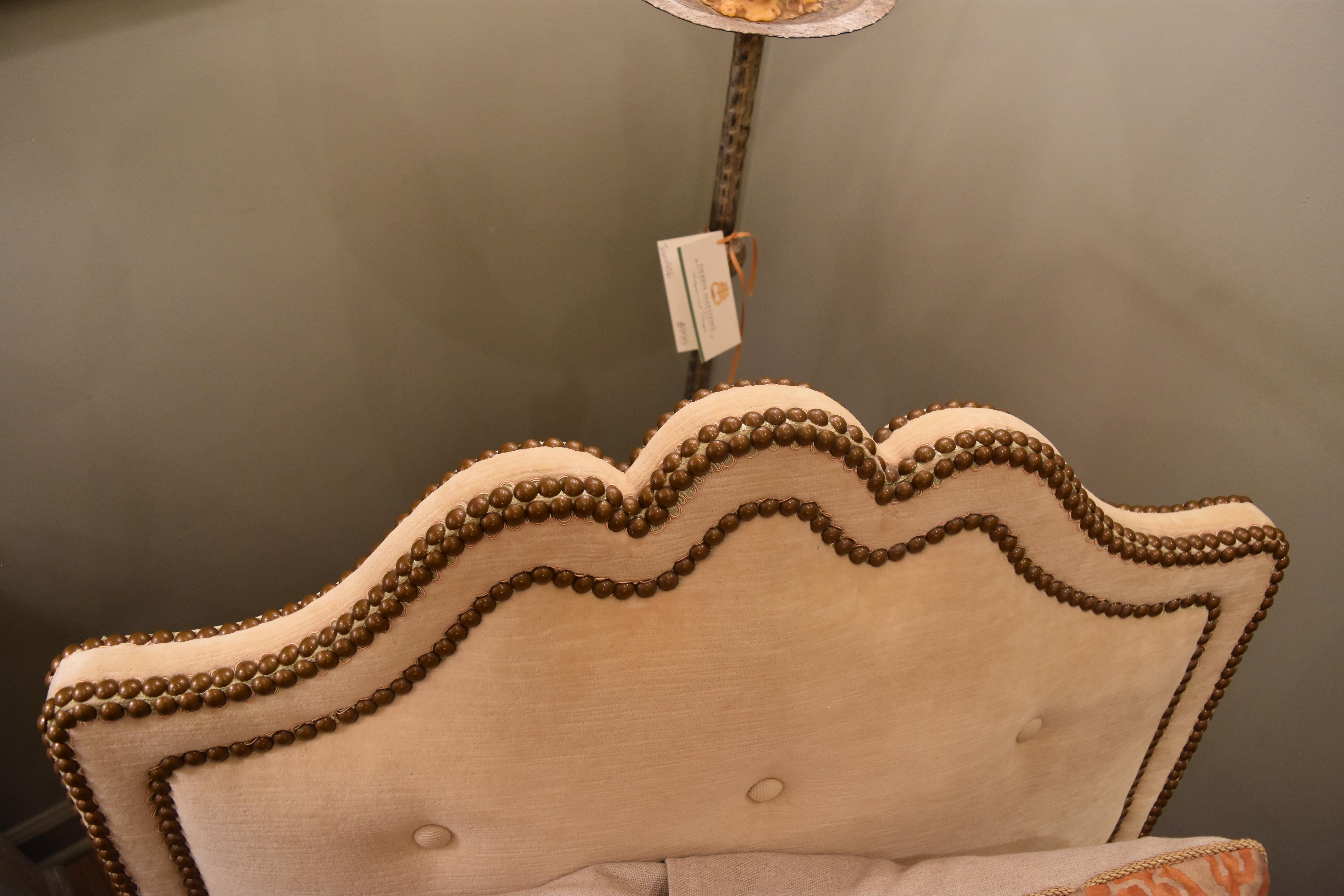 19th Century French Walnut Chaise Lounge 3