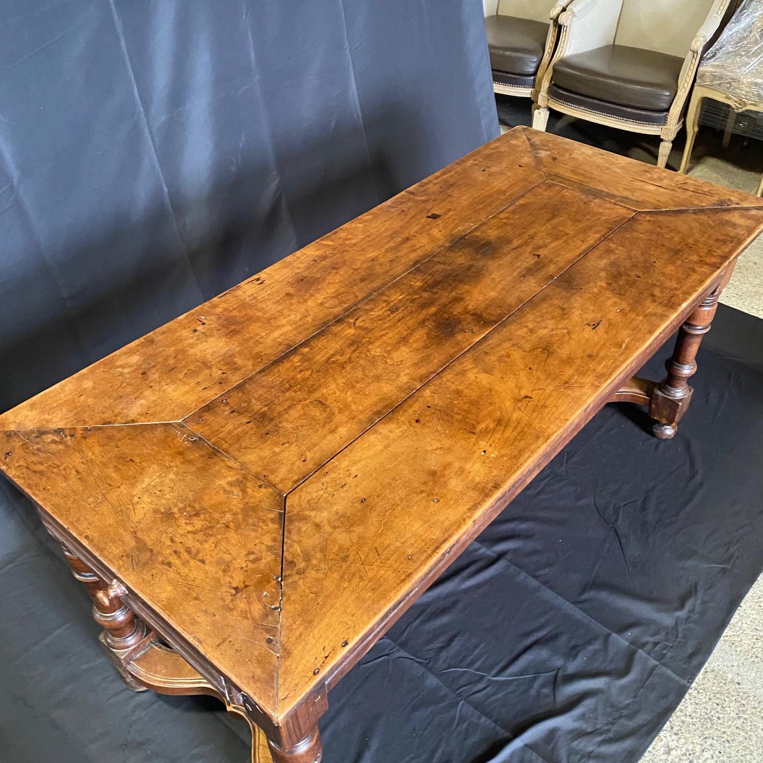 19th Century French Walnut Dining Refectory Table or Desk  In Good Condition In Hopewell, NJ