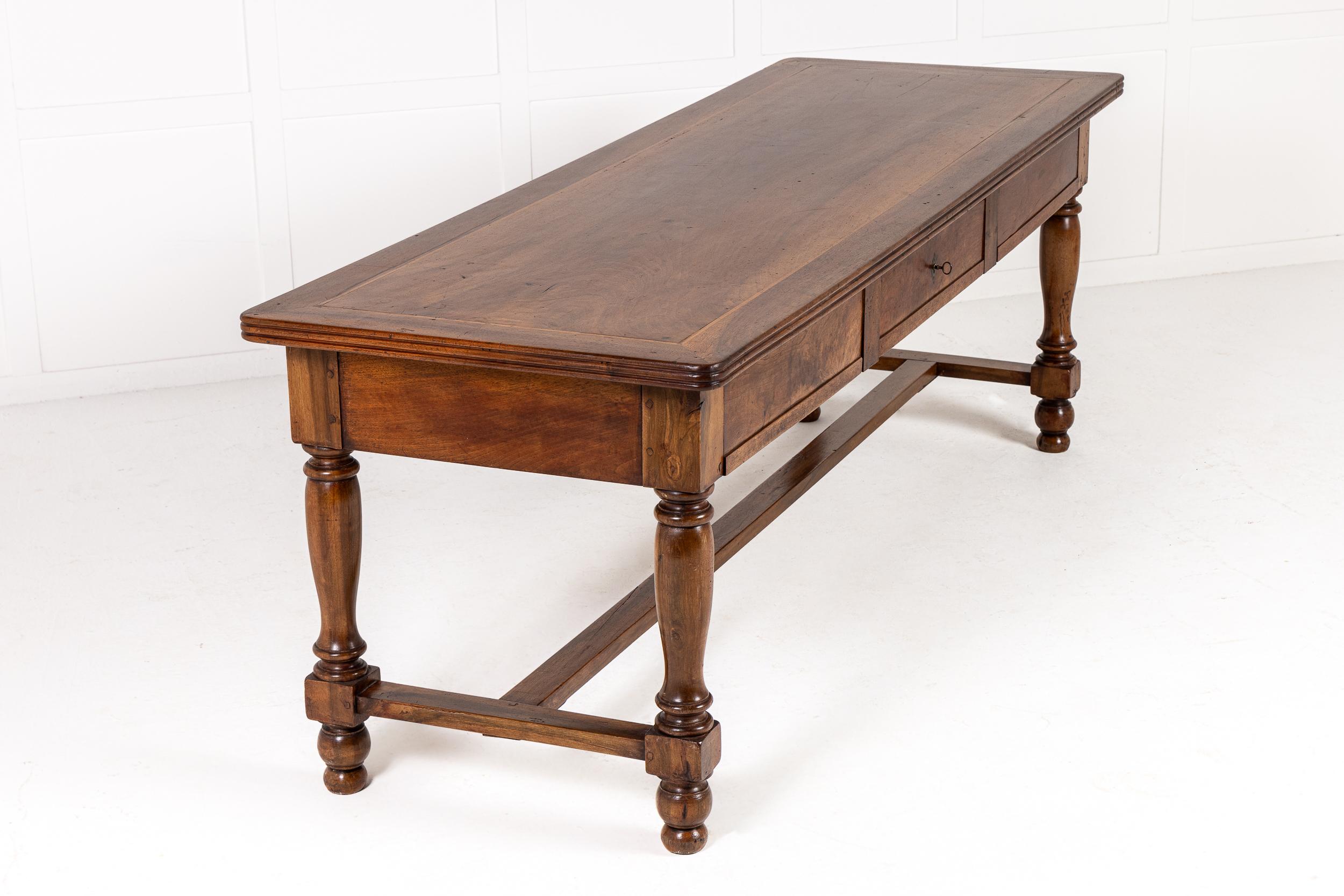 Table à tiroirs/table de service française du 19ème siècle en vente 4