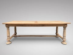 19th Century French Walnut Extendable Farmhouse Dining Table