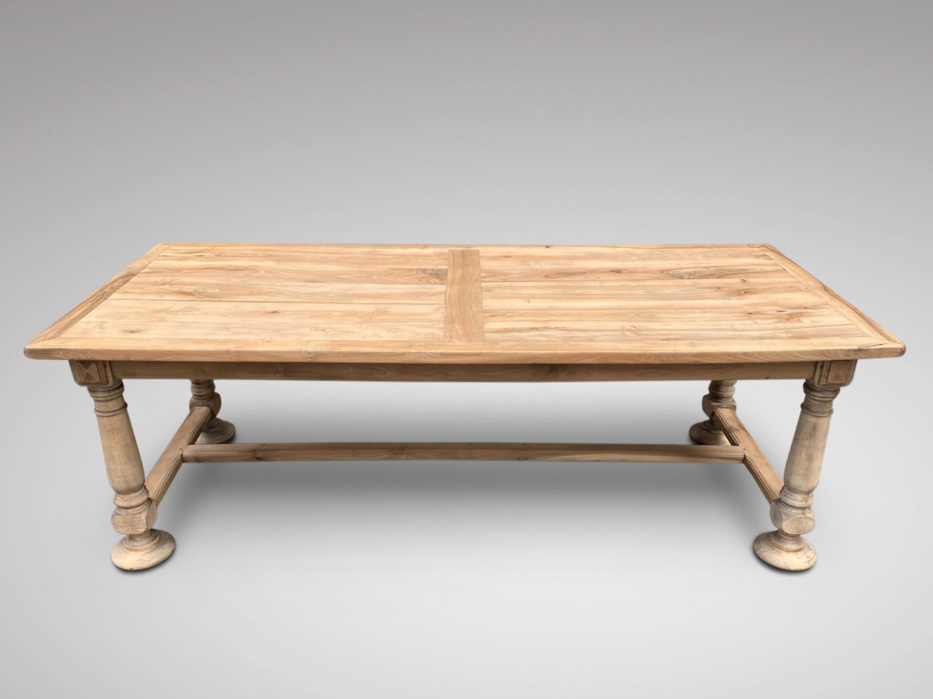 French Provincial 19th Century French Walnut Extendable Farmhouse Dining Table