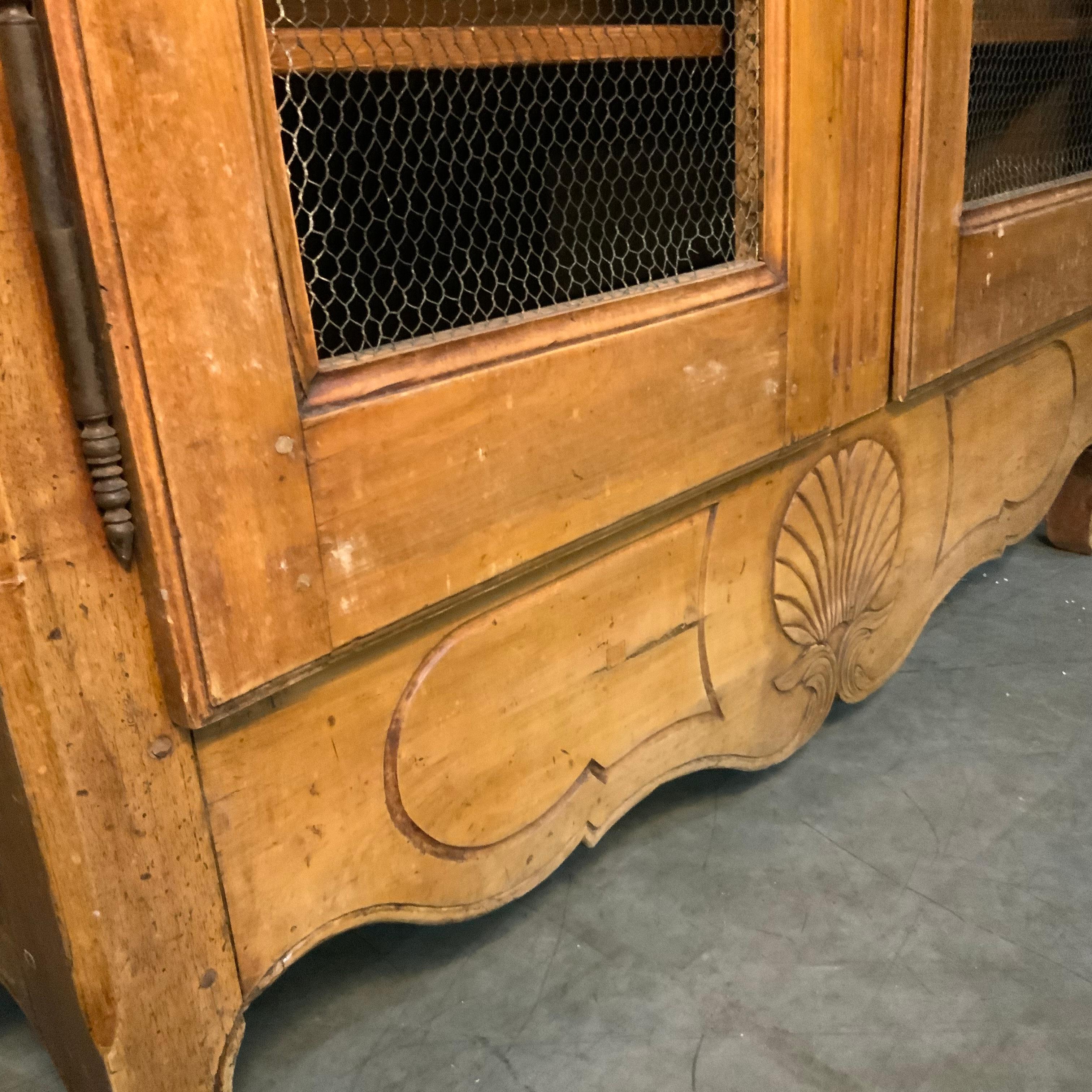 Louis XV 19th Century French Walnut For Sale