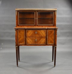 Französische Nussbaum-Glas-Kommode aus dem 19.