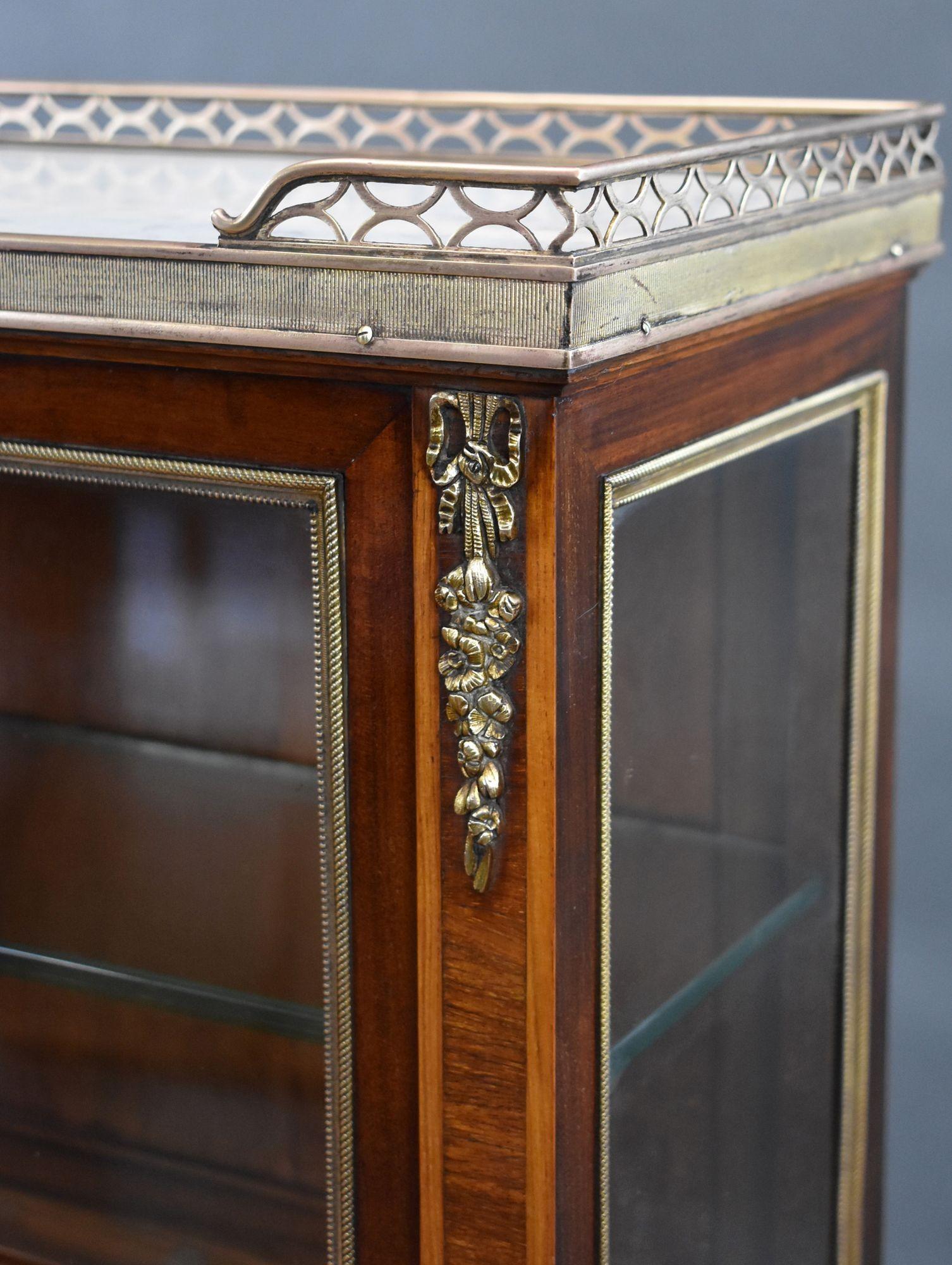 19th Century French Walnut Glass Top Commode For Sale 4