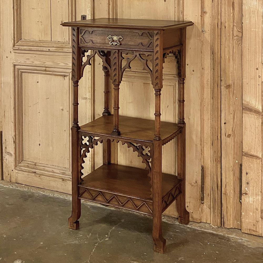 Gothic Revival 19th Century French Walnut Gothic Pedestal, Étagère End Table For Sale