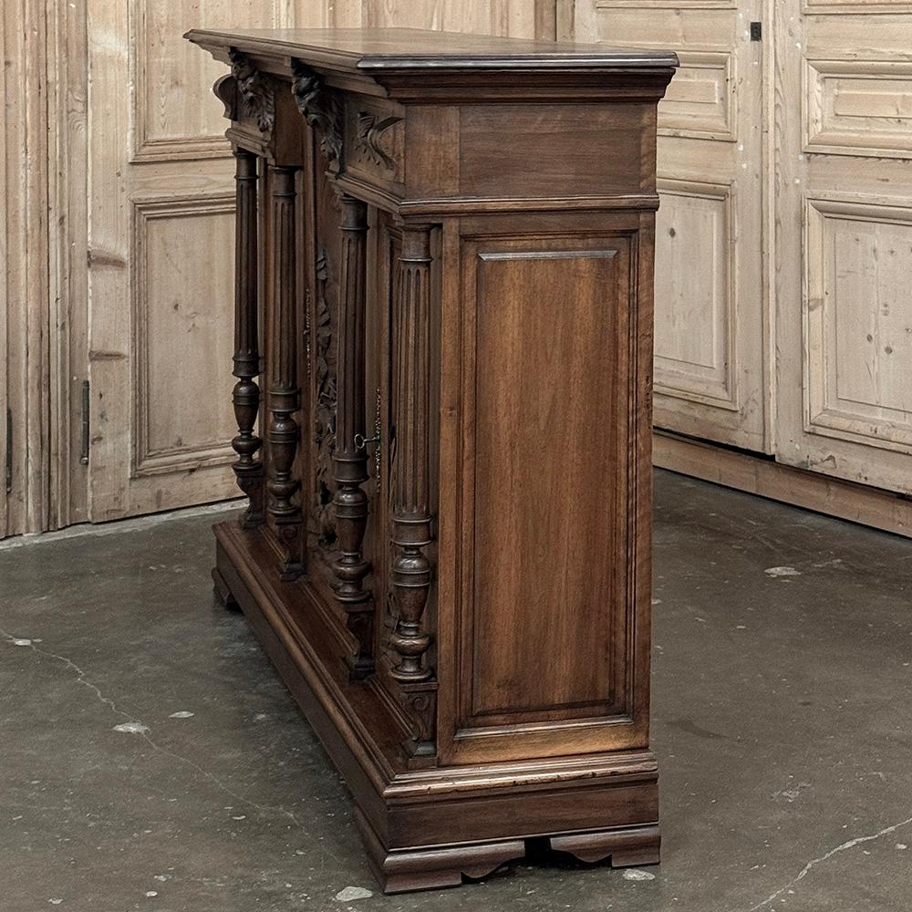 Buffet di caccia in noce francese del XIX secolo ~ Mobile in vendita 4