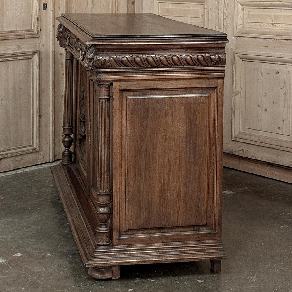 Buffet di caccia in noce francese del XIX secolo ~ Credenza in vendita 2