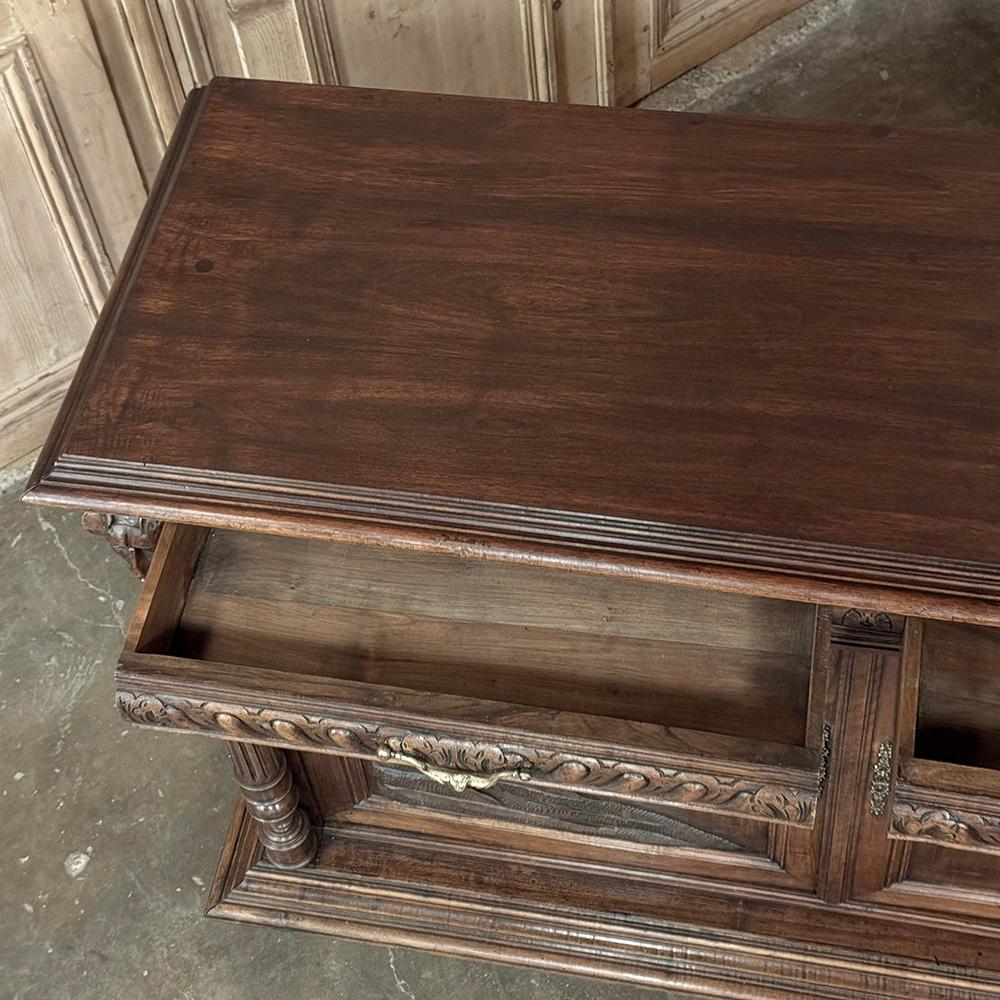 Buffet di caccia in noce francese del XIX secolo ~ Credenza in vendita 6