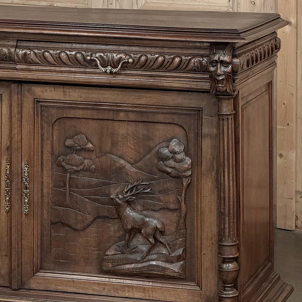 Fine XIX secolo Buffet di caccia in noce francese del XIX secolo ~ Credenza in vendita