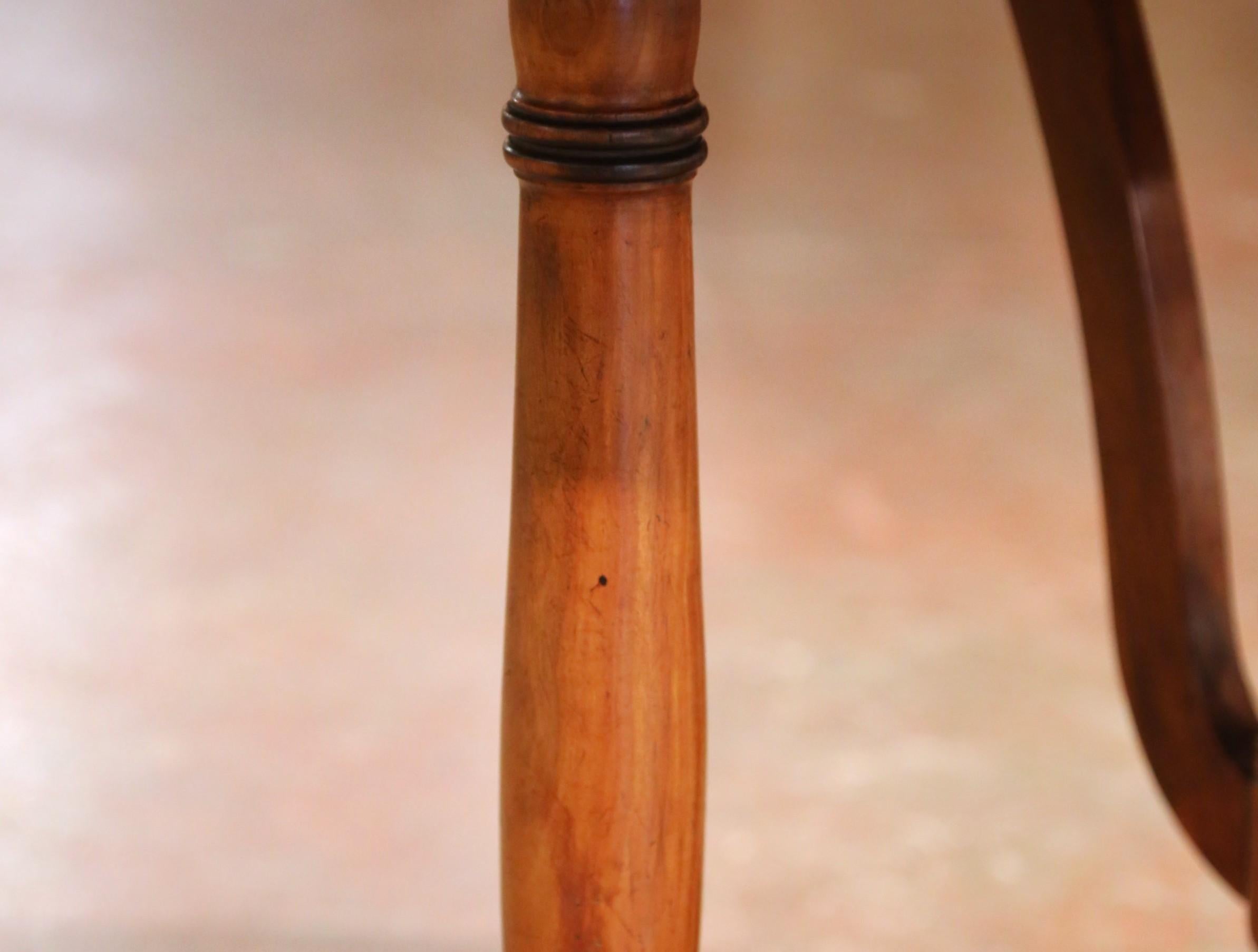 19th Century French Walnut Oval Tilt-Top Wine Tasting Table with Lyre Base For Sale 2