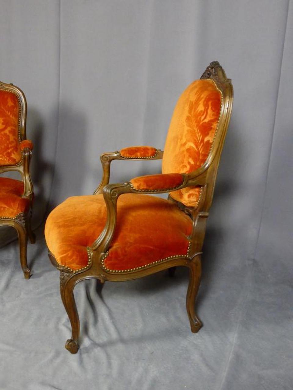 19th Century French Walnut Pair of Louis XV Style Armchairs 2