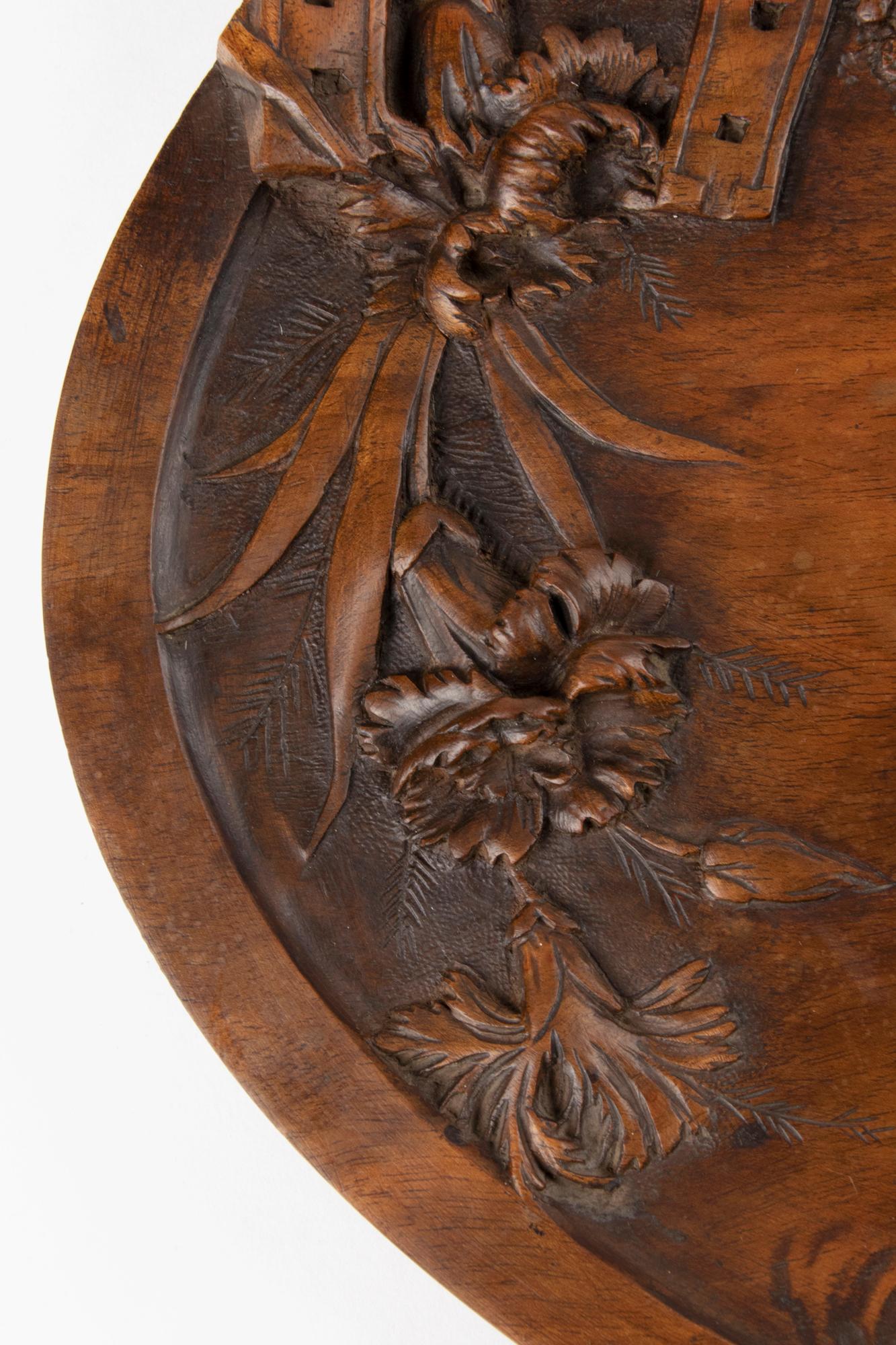 19th Century French Walnut Serving Tray with Great Carving For Sale 6