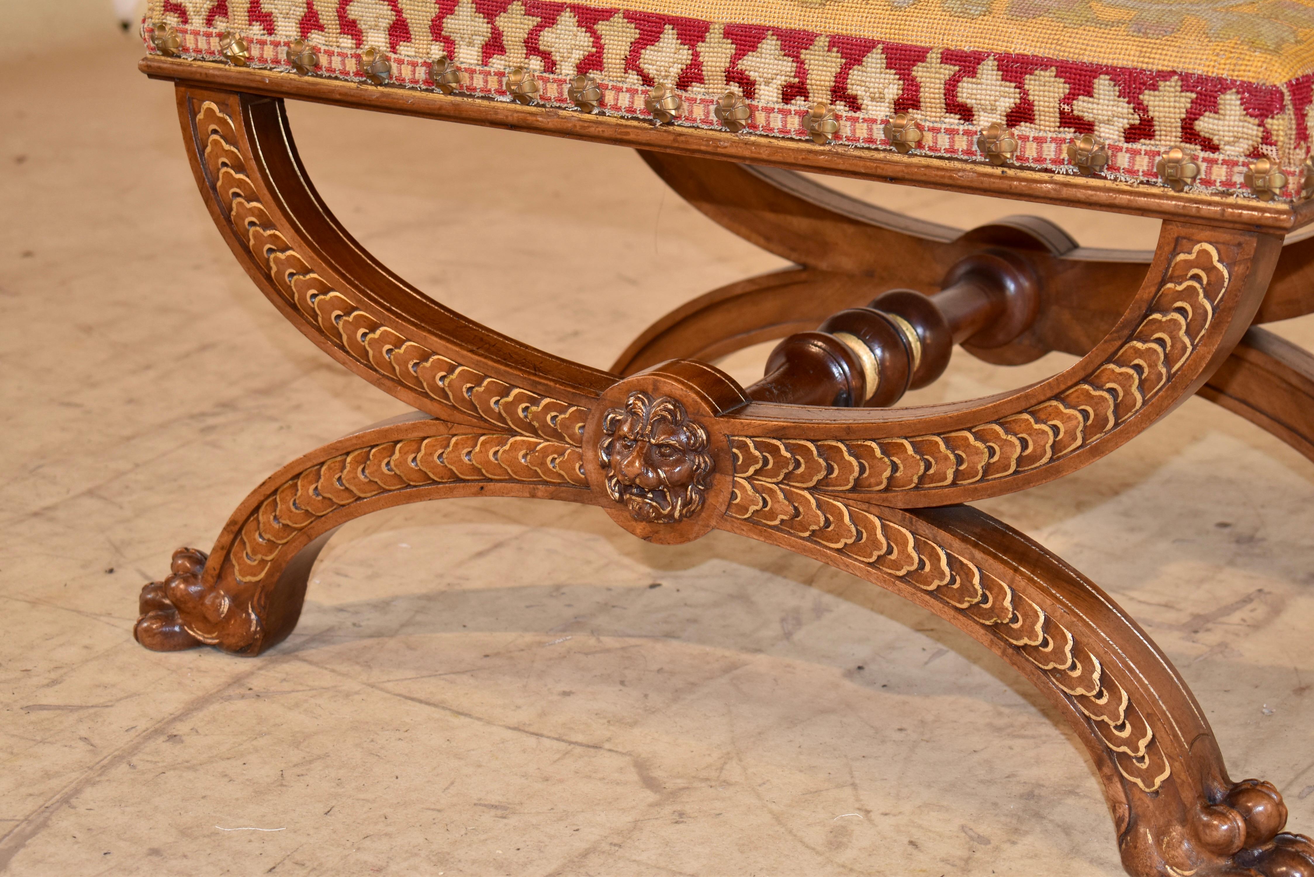 Sgabello francese in noce del XIX secolo In condizioni buone in vendita a High Point, NC