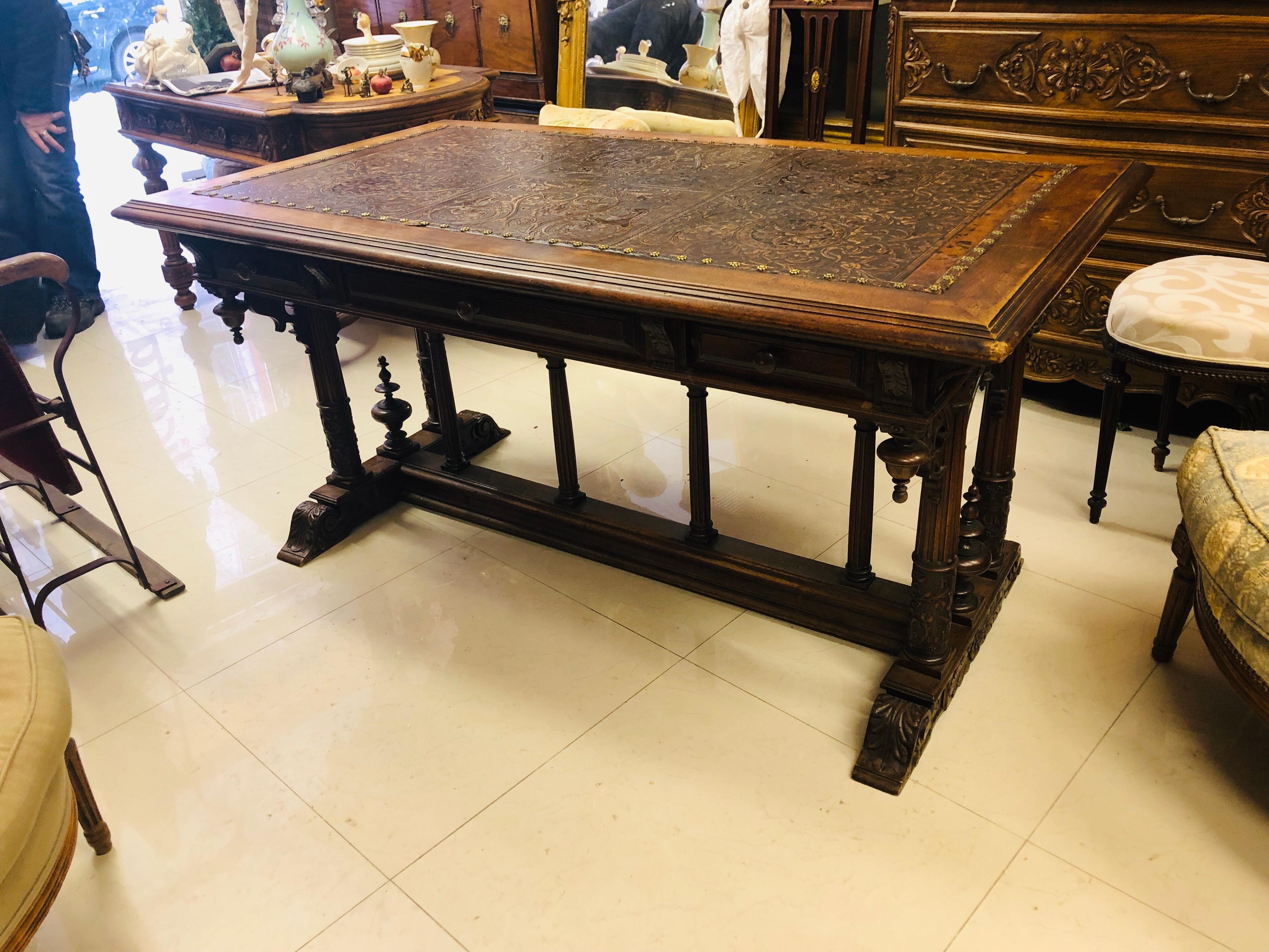 19th Century French Walnut Three-Drawer Hand Carved Desk Table, Henry II Style In Good Condition In Sofia, BG