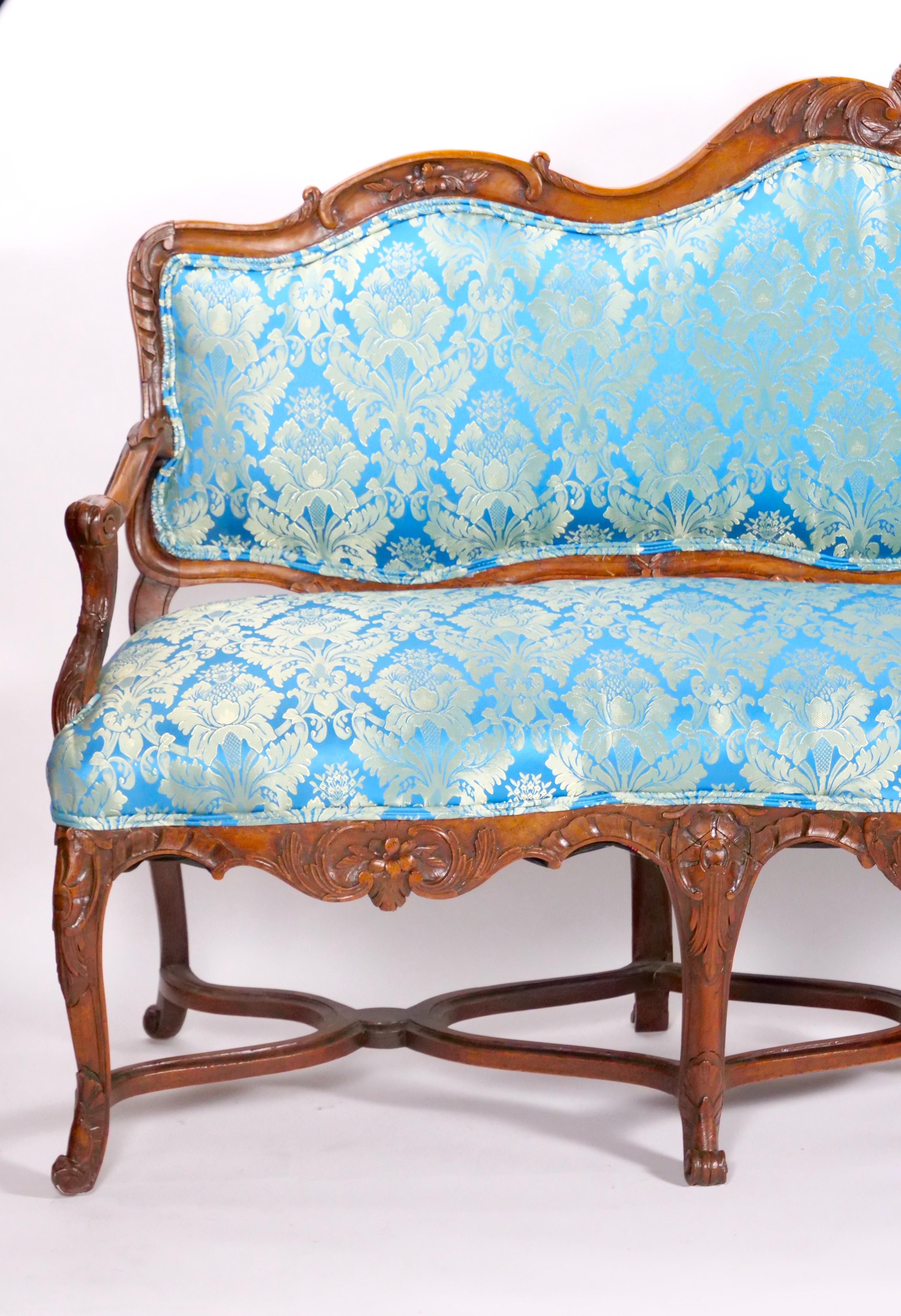 Louis XV 19th Century French Walnut Upholstered Three Seat Settee For Sale
