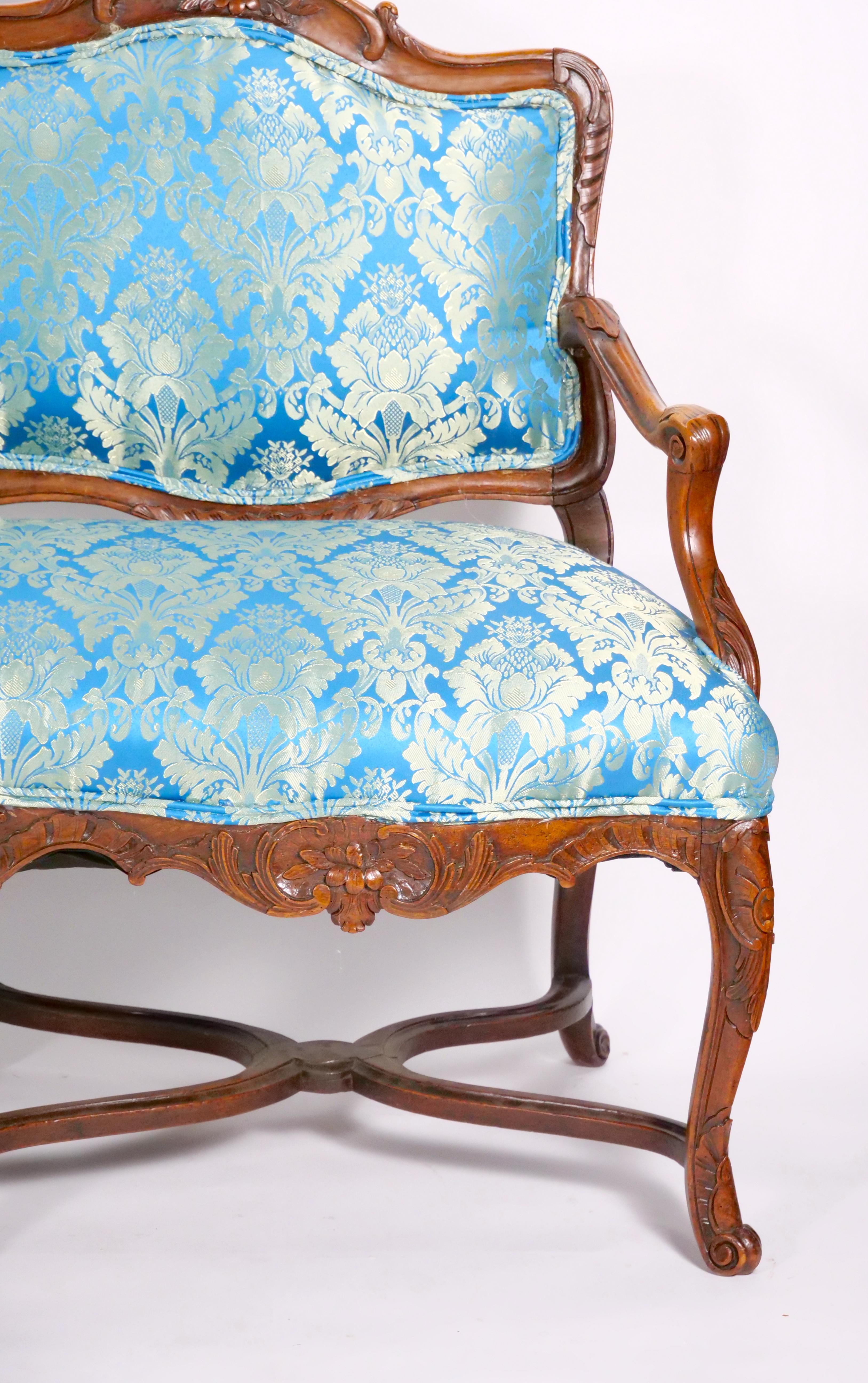 19th Century French Walnut Upholstered Three Seat Settee In Good Condition For Sale In Tarry Town, NY