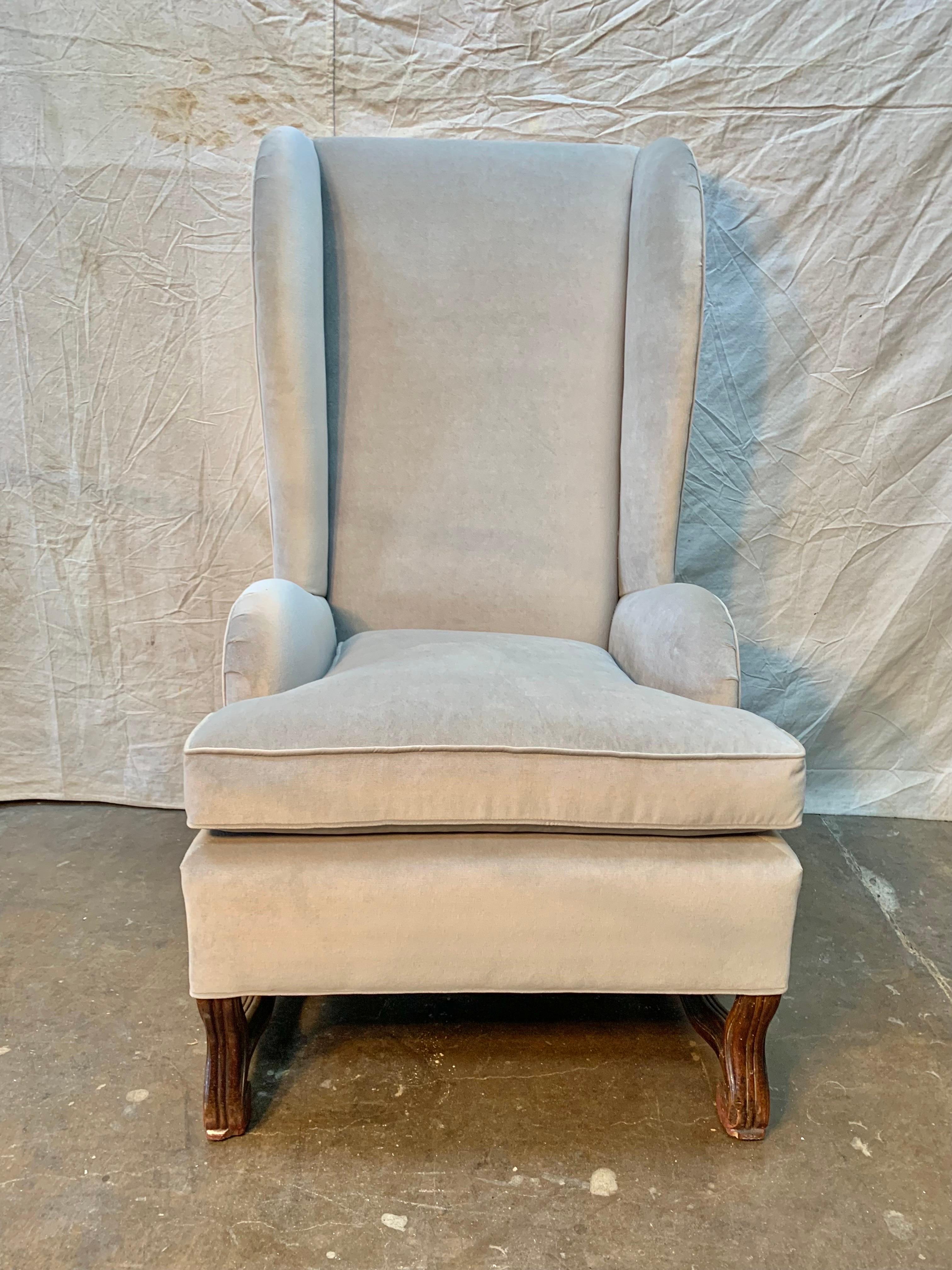 19th Century French Walnut Wingback Chair With Os De Mouton Base, New Upholstery In Good Condition For Sale In Burton, TX