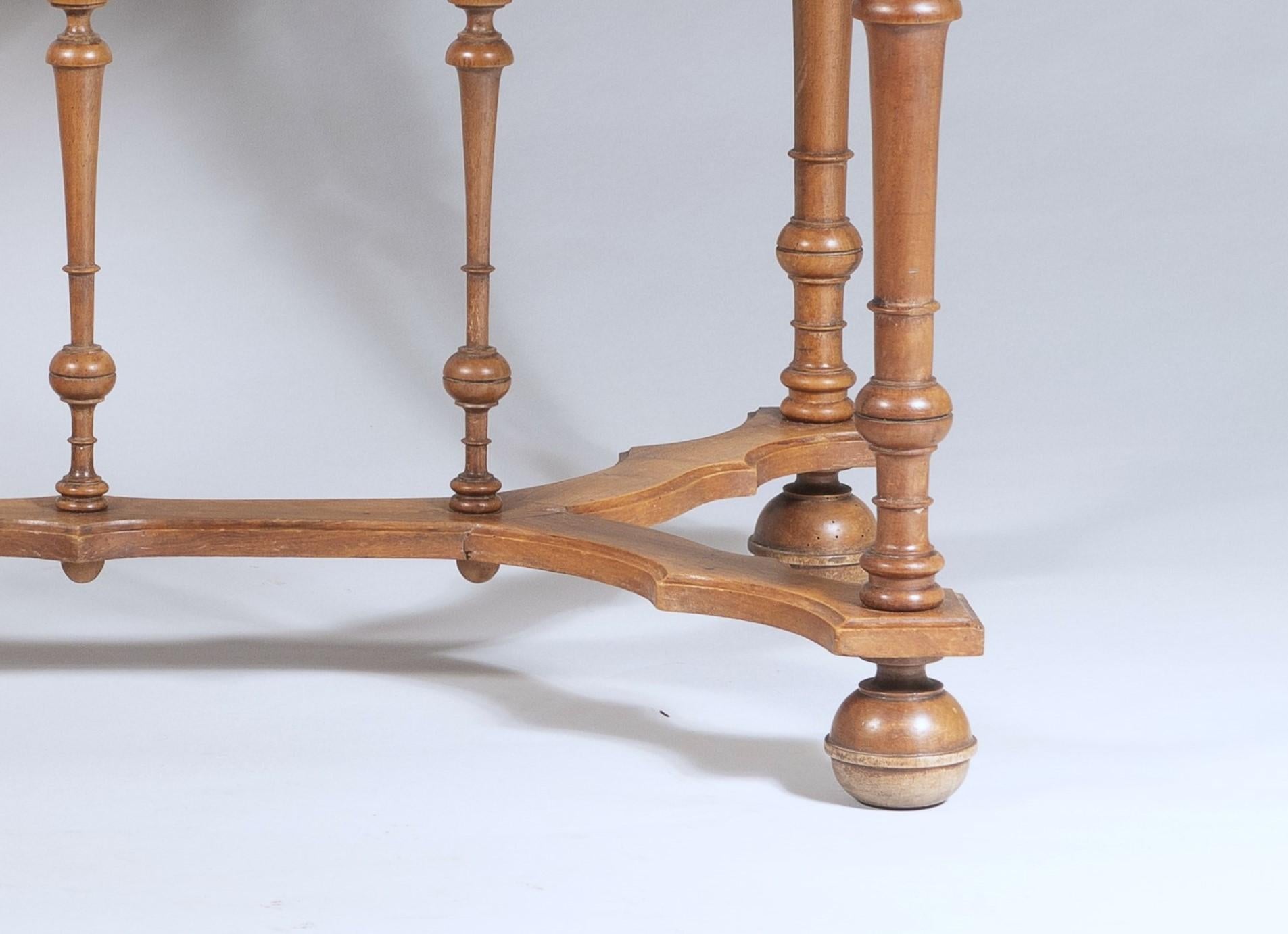 19th Century French Walnut Writing Desk Side Table For Sale 7