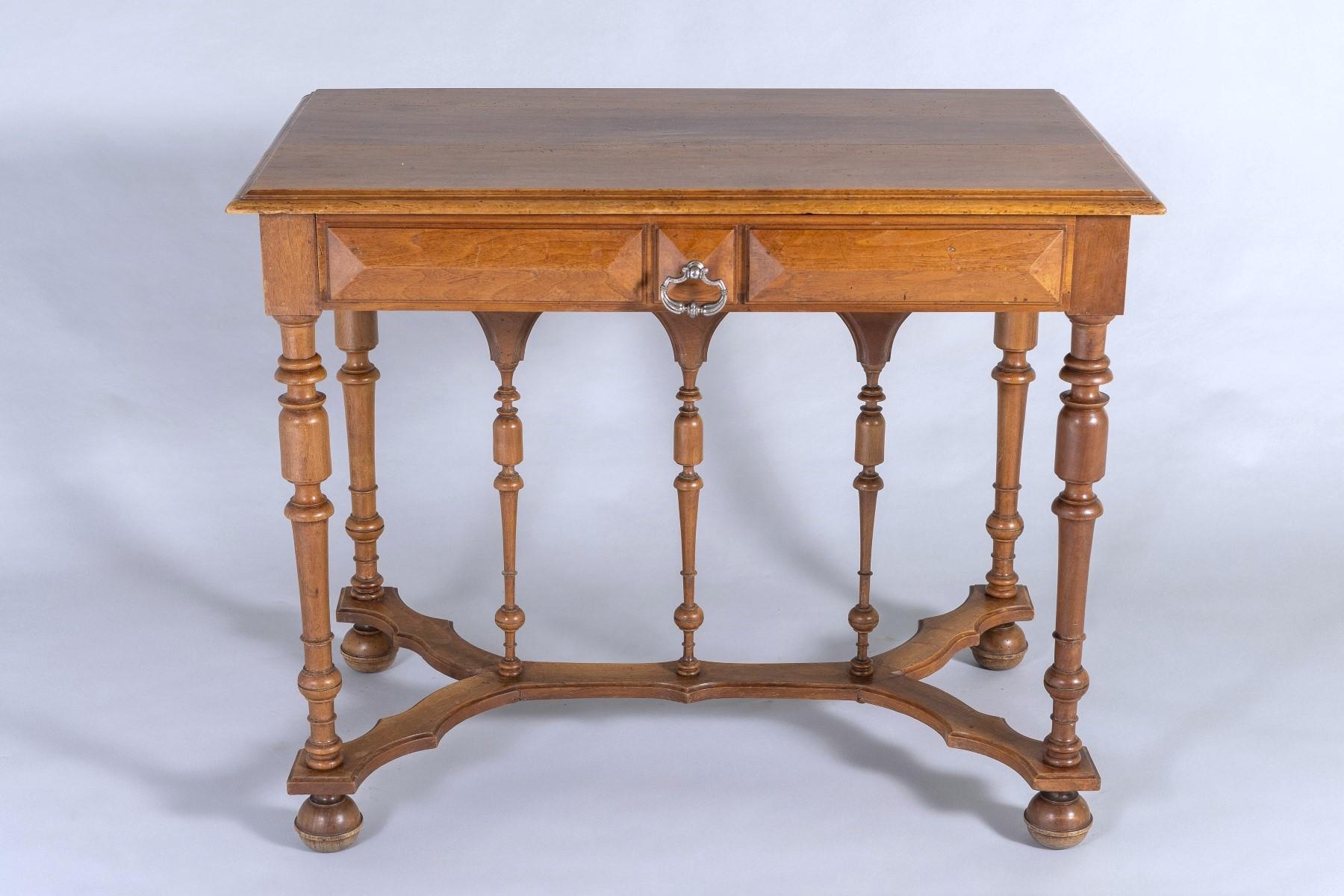 19th Century French Walnut Writing Desk Side Table For Sale 1