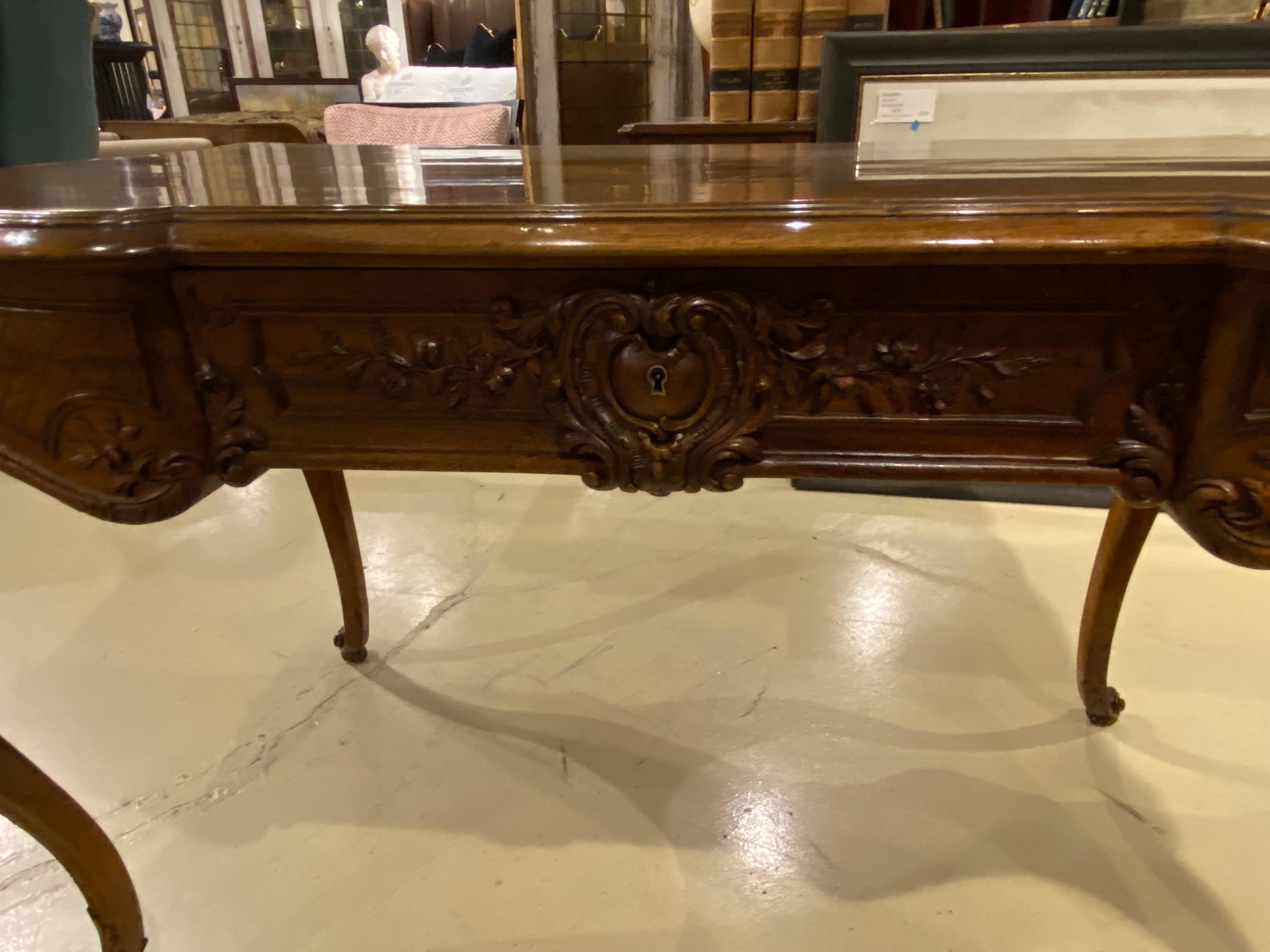 19th Century French Walnut Writing Table Desk, Cabriole Legs Banded Top, Drawer For Sale 1