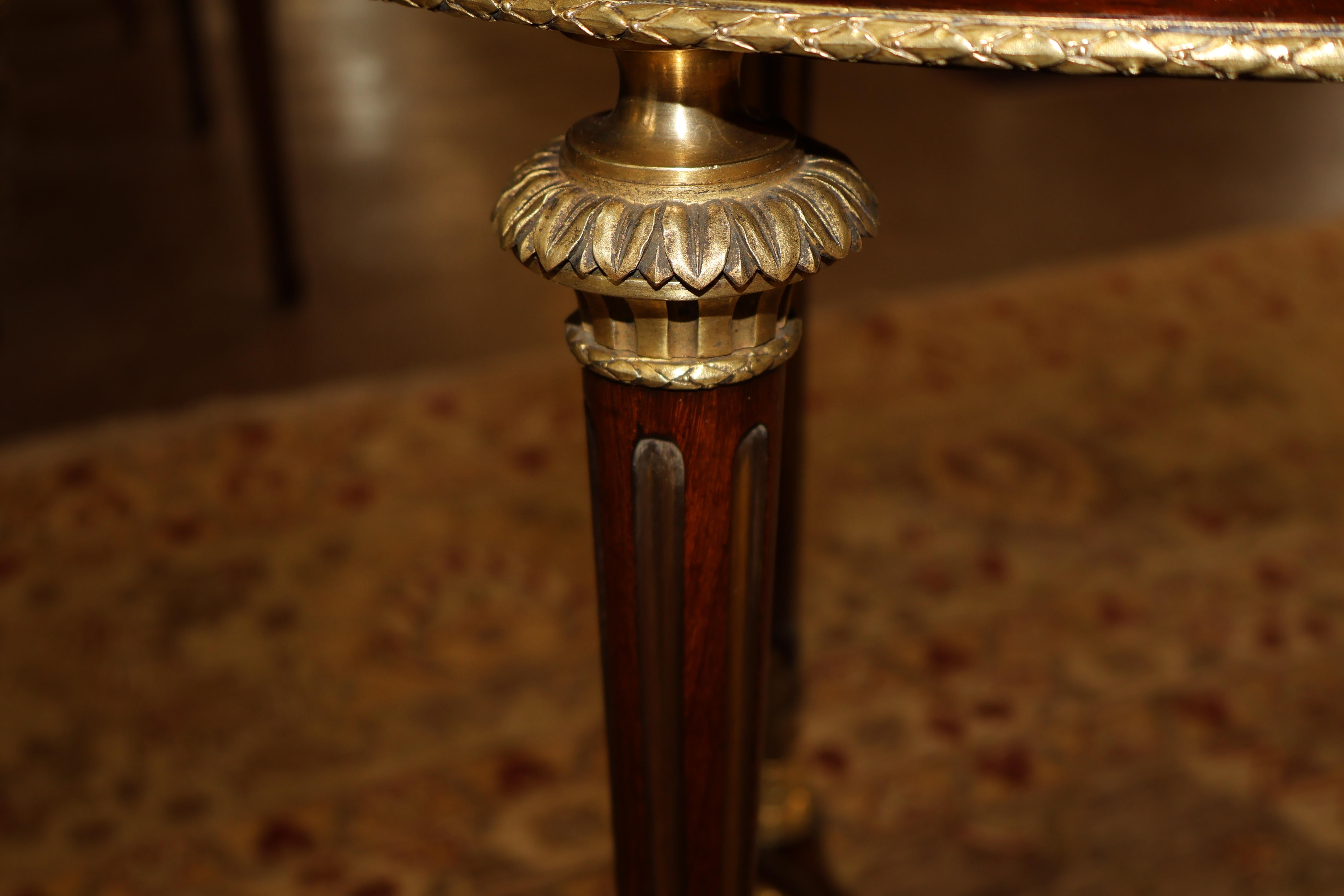 Table de guéridon à plateau de marbre de style Weisweiler du 19e siècle par Henry Dasson en vente 7