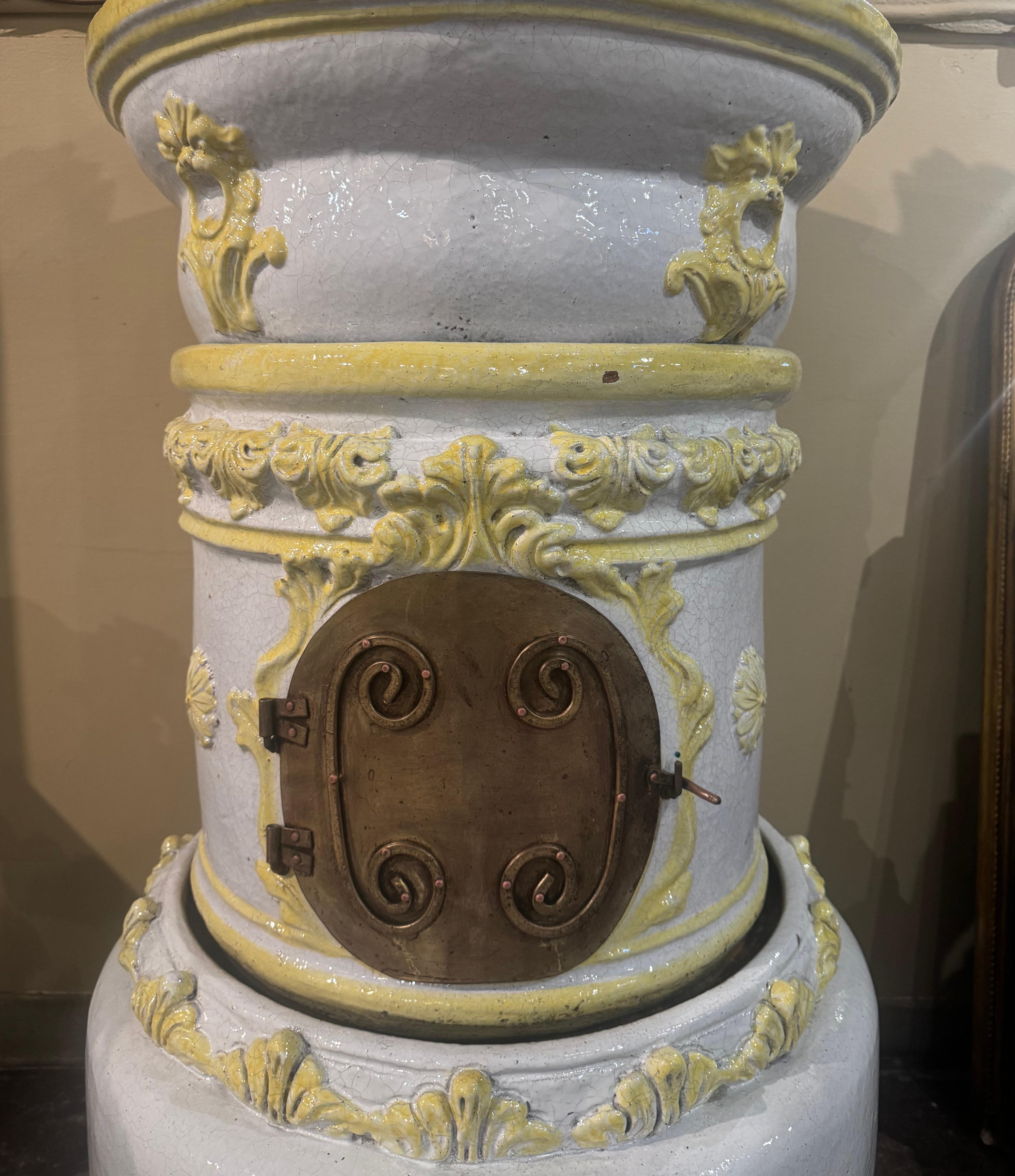 19th Century French White and Yellow Terracotta and Brass Wood Burning Stove For Sale 2
