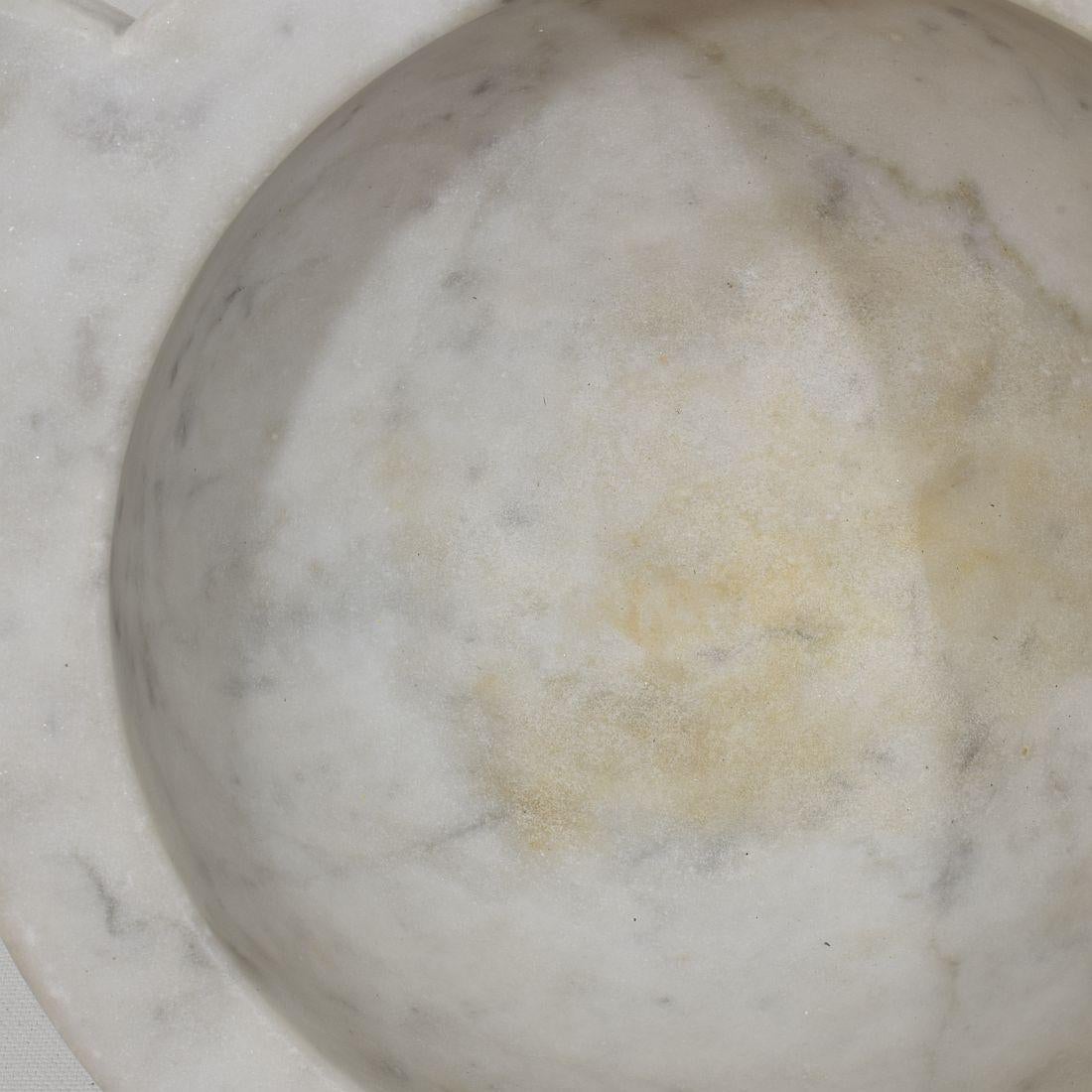 Mortaio francese in marmo bianco del XIX secolo in vendita 3