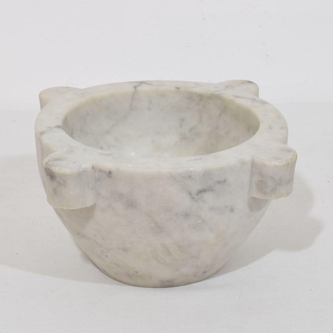 Stile provenzale Mortaio francese in marmo bianco del XIX secolo in vendita