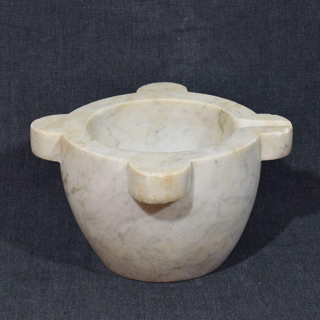 Mortaio francese in marmo bianco del XIX secolo in vendita 1