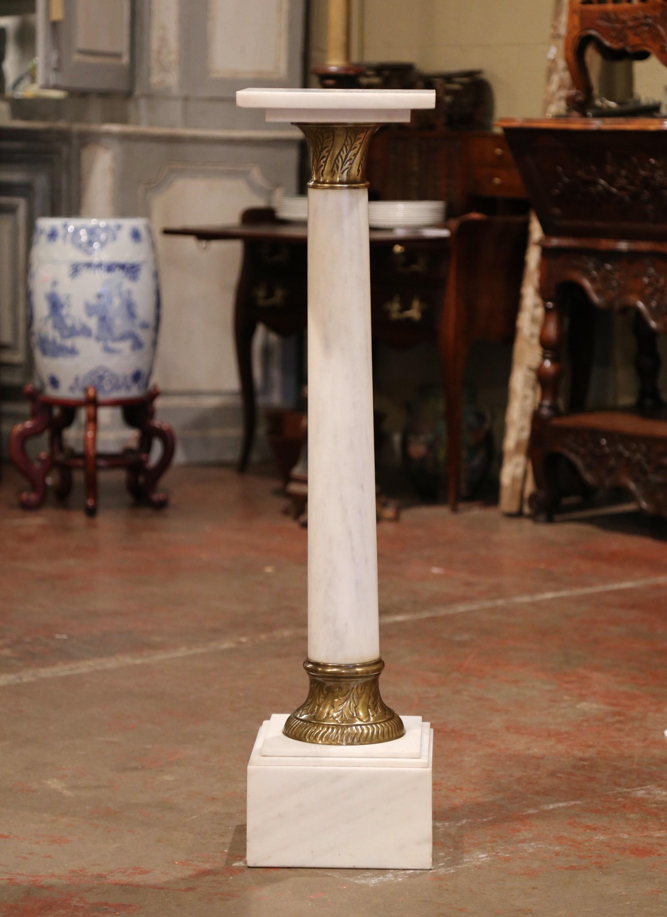 Repoussé 19th Century French White Marble Pedestal with Brass Rings and Swivel Square Top
