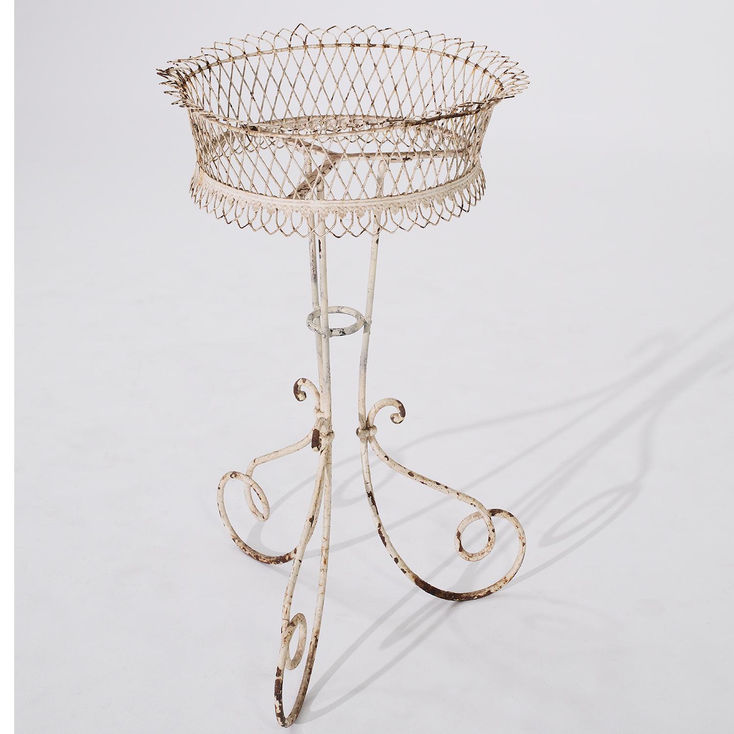 Hand-Crafted 19th Century French White Painted Iron Standing Arras Jardinière - Antique Stand For Sale