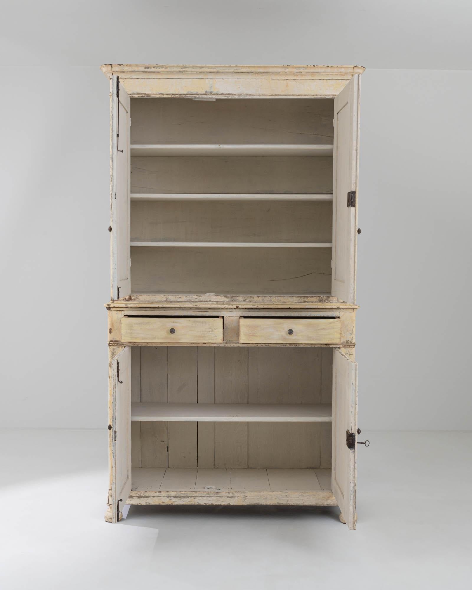 19th Century French White Patinated Cabinet In Good Condition For Sale In High Point, NC
