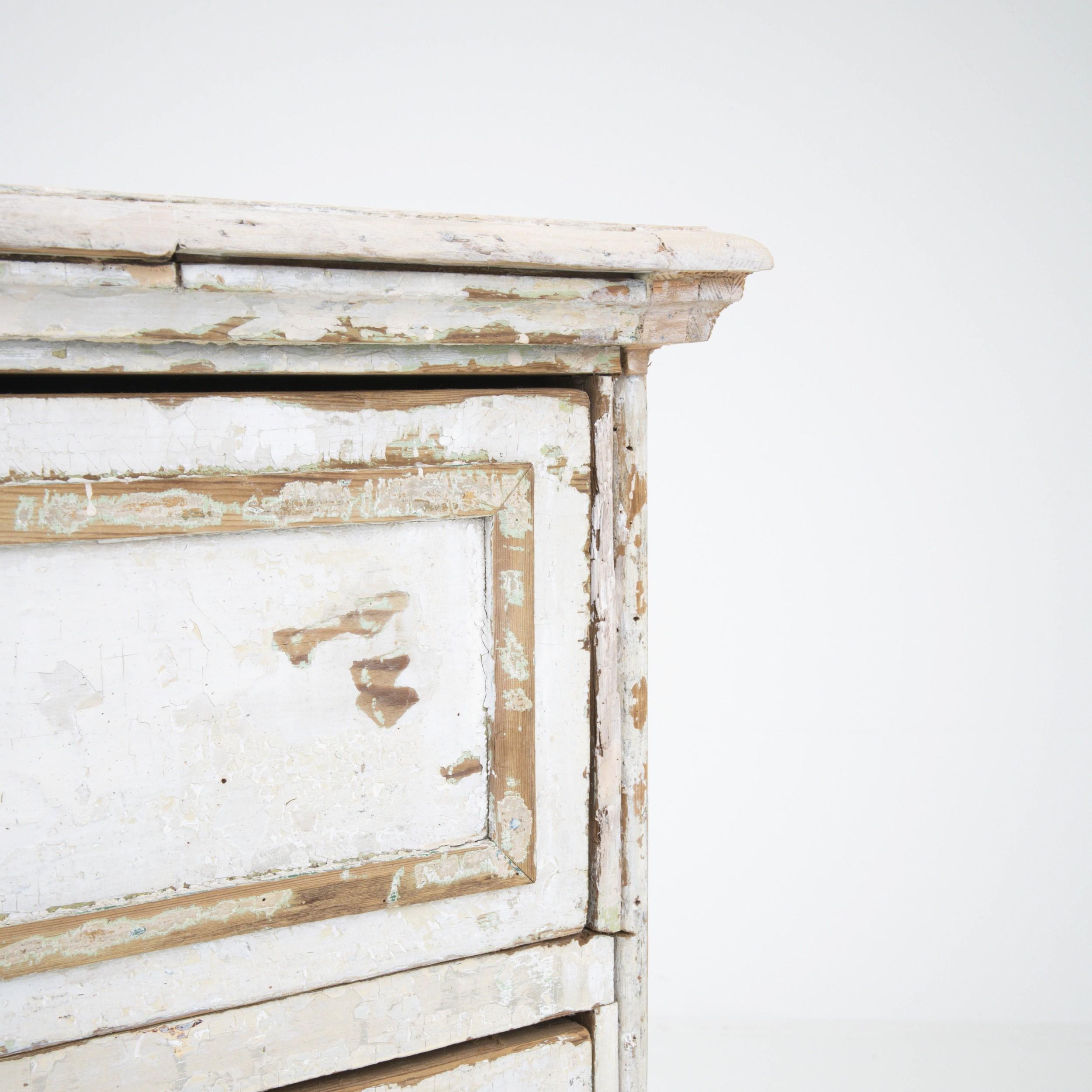 19th Century French White Patinated Chest of Drawers For Sale 7