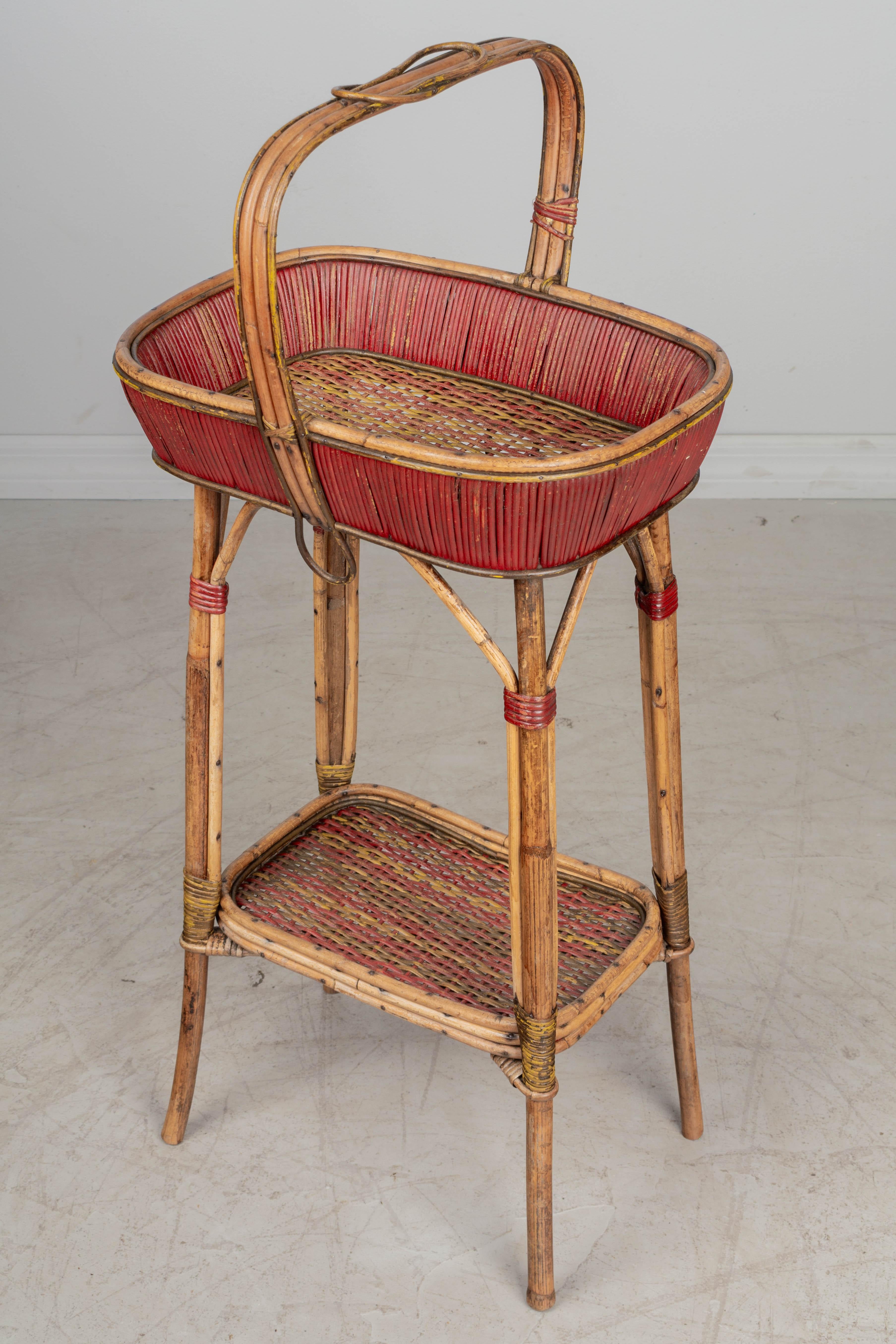 19th Century French Wicker Stand In Good Condition For Sale In Winter Park, FL