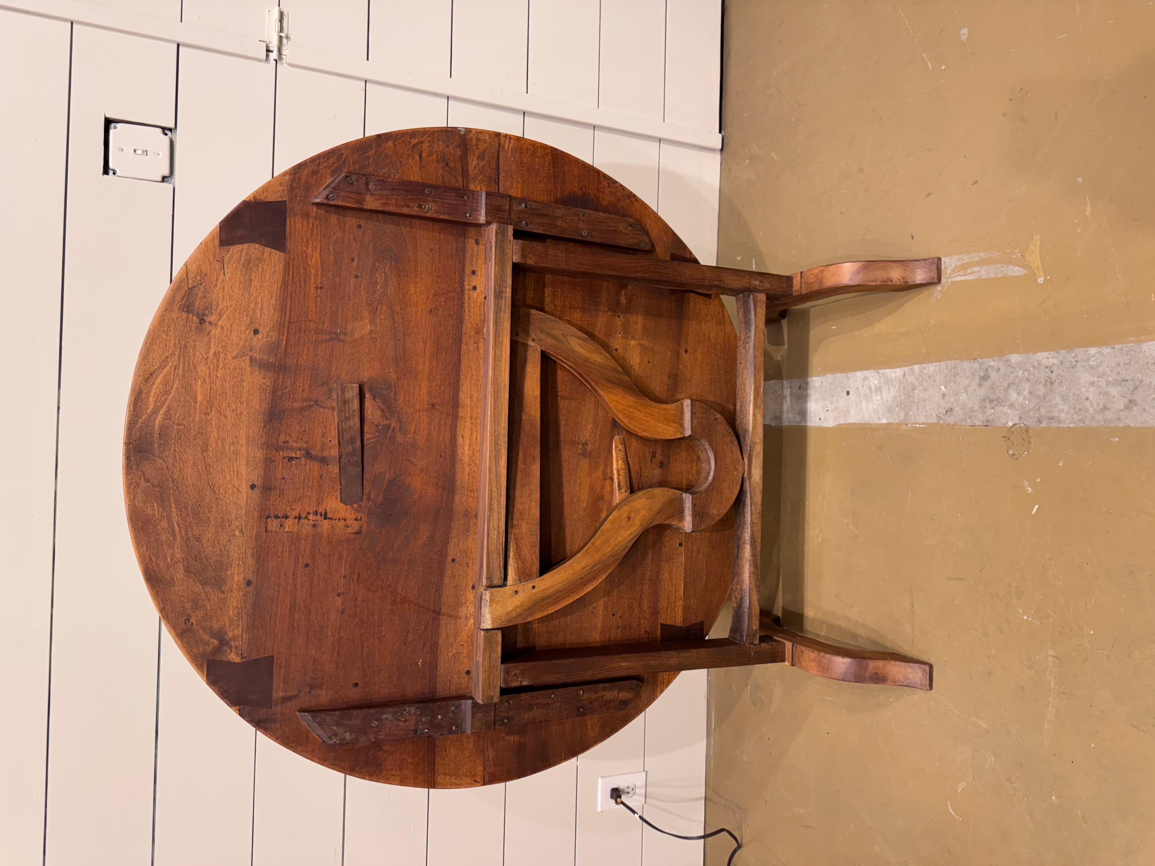 19th Century French Wine Table For Sale 2