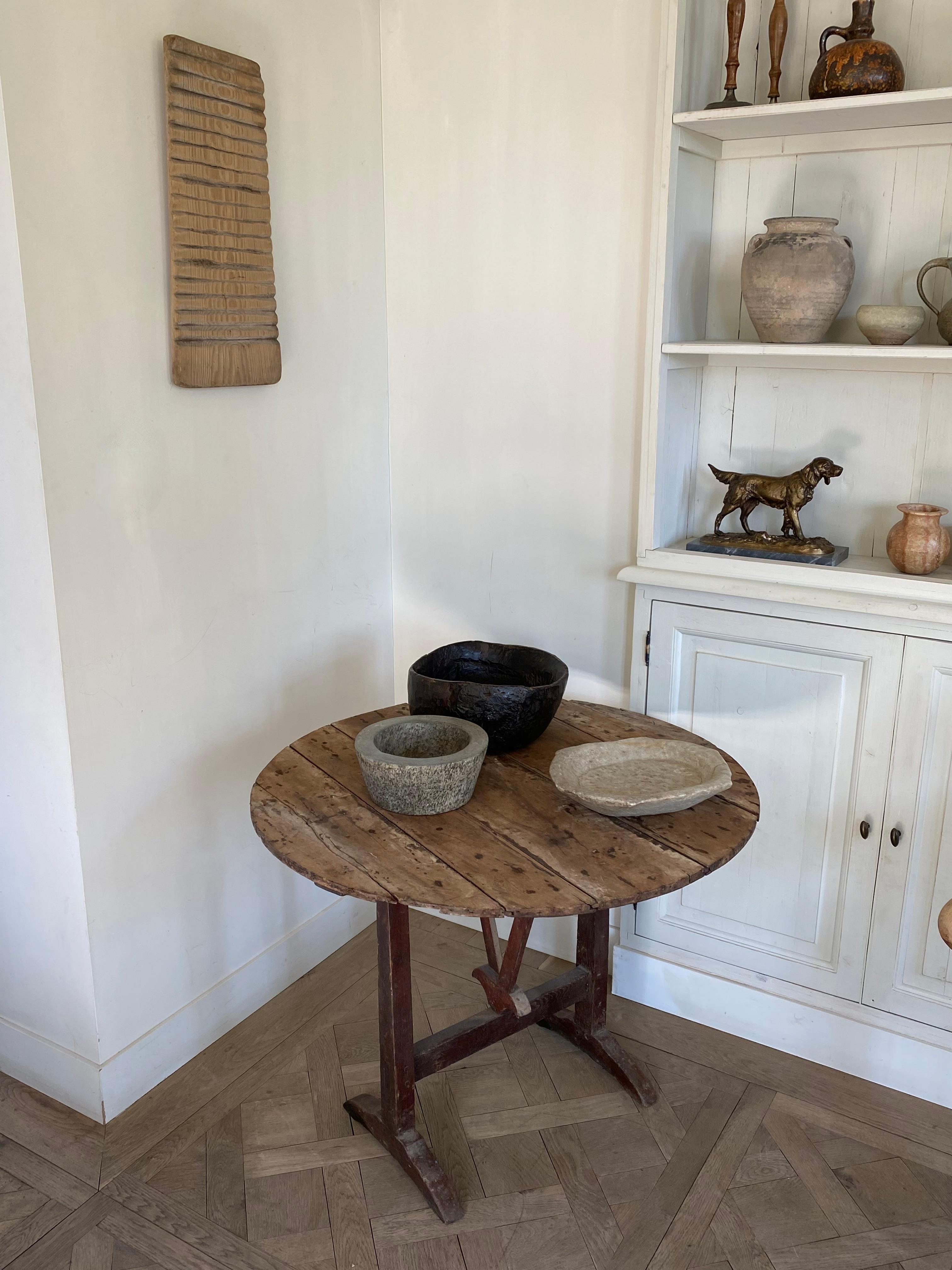 19th Century French Wine Tasting Table For Sale 2