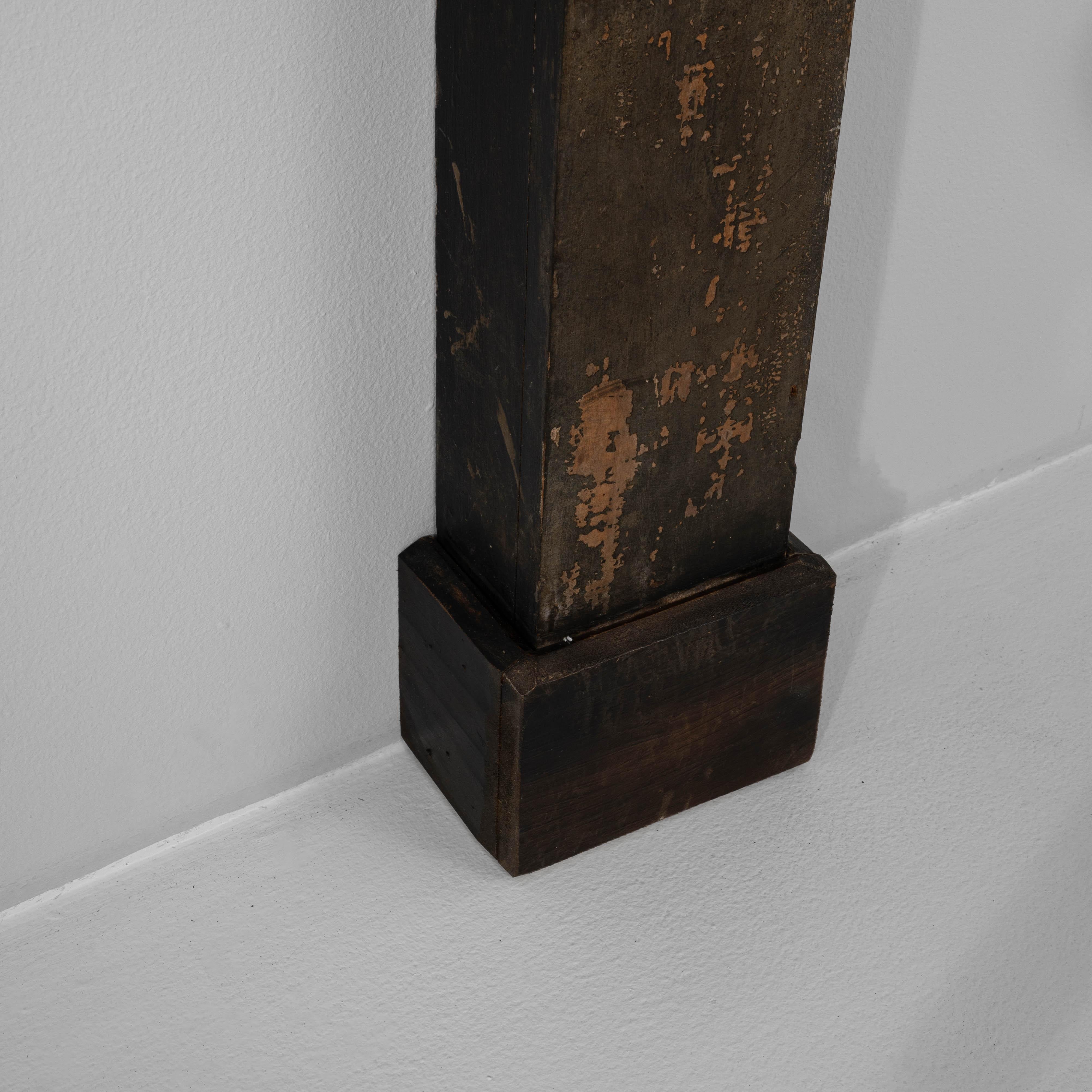 Francese Camino francese del XIX secolo in Wood patinato nero in vendita