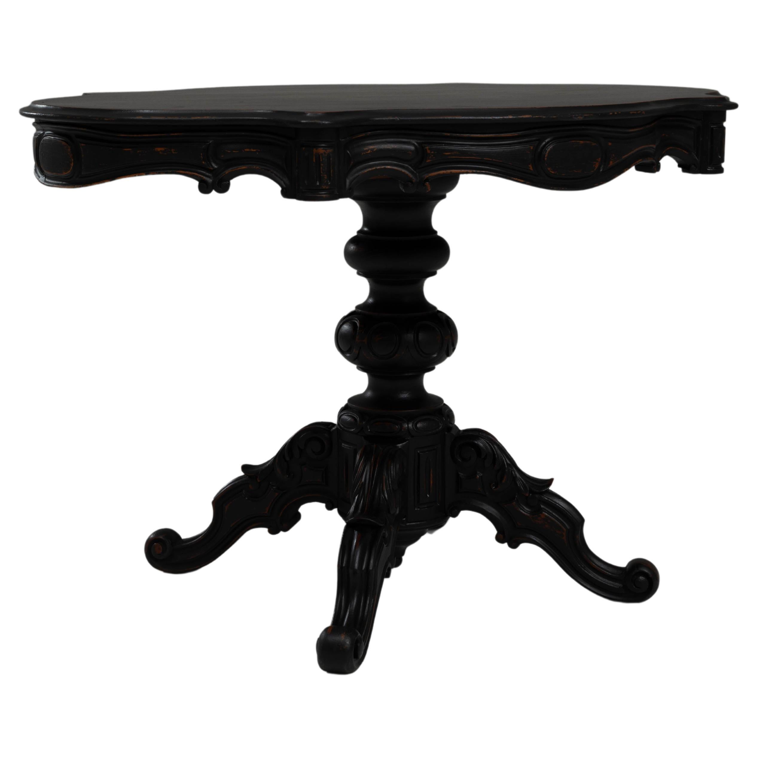 Table d'appoint en bois patiné noir du 19e siècle, France en vente