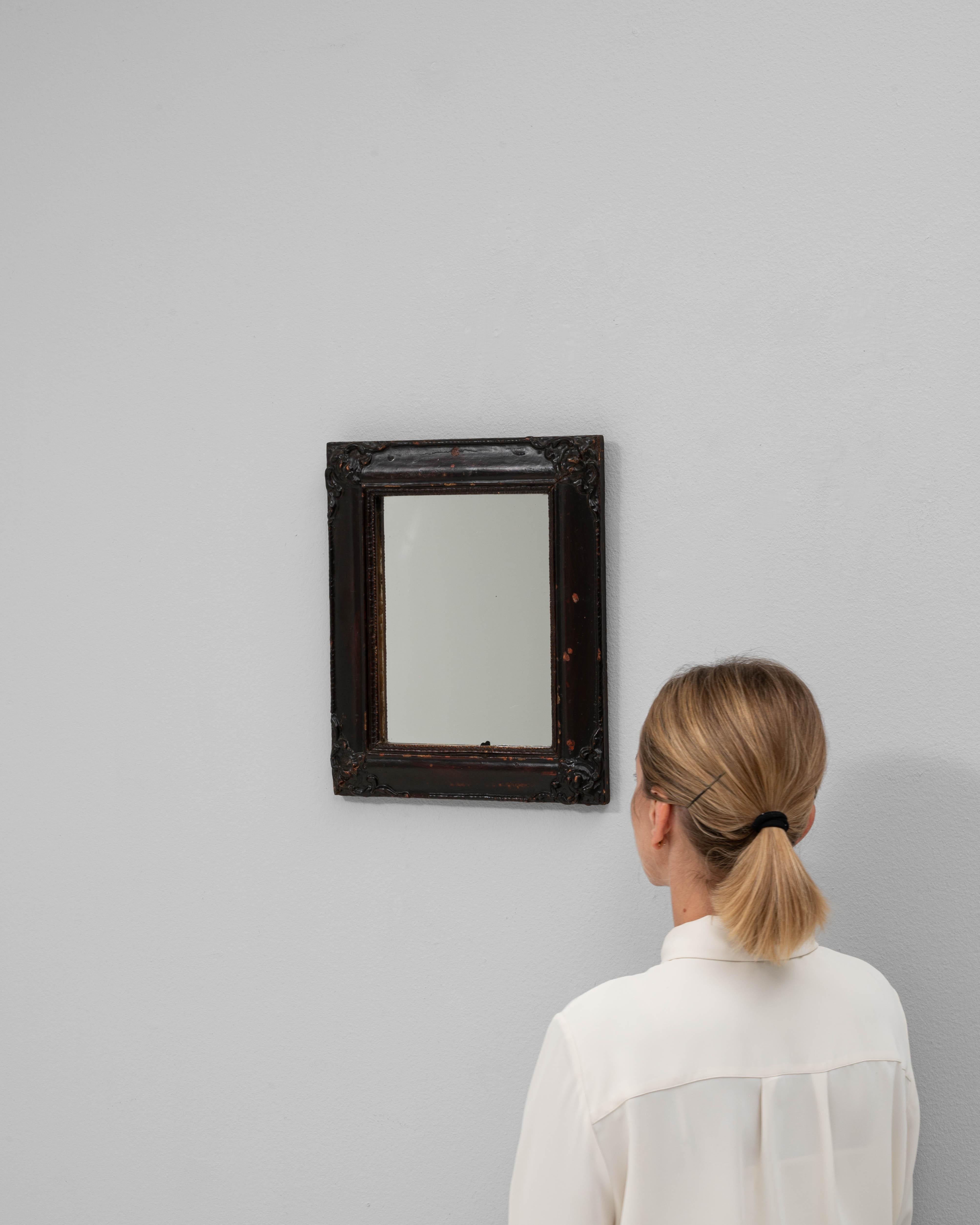 XIXe siècle Miroir mural en bois patiné noir du 19ème siècle français en vente