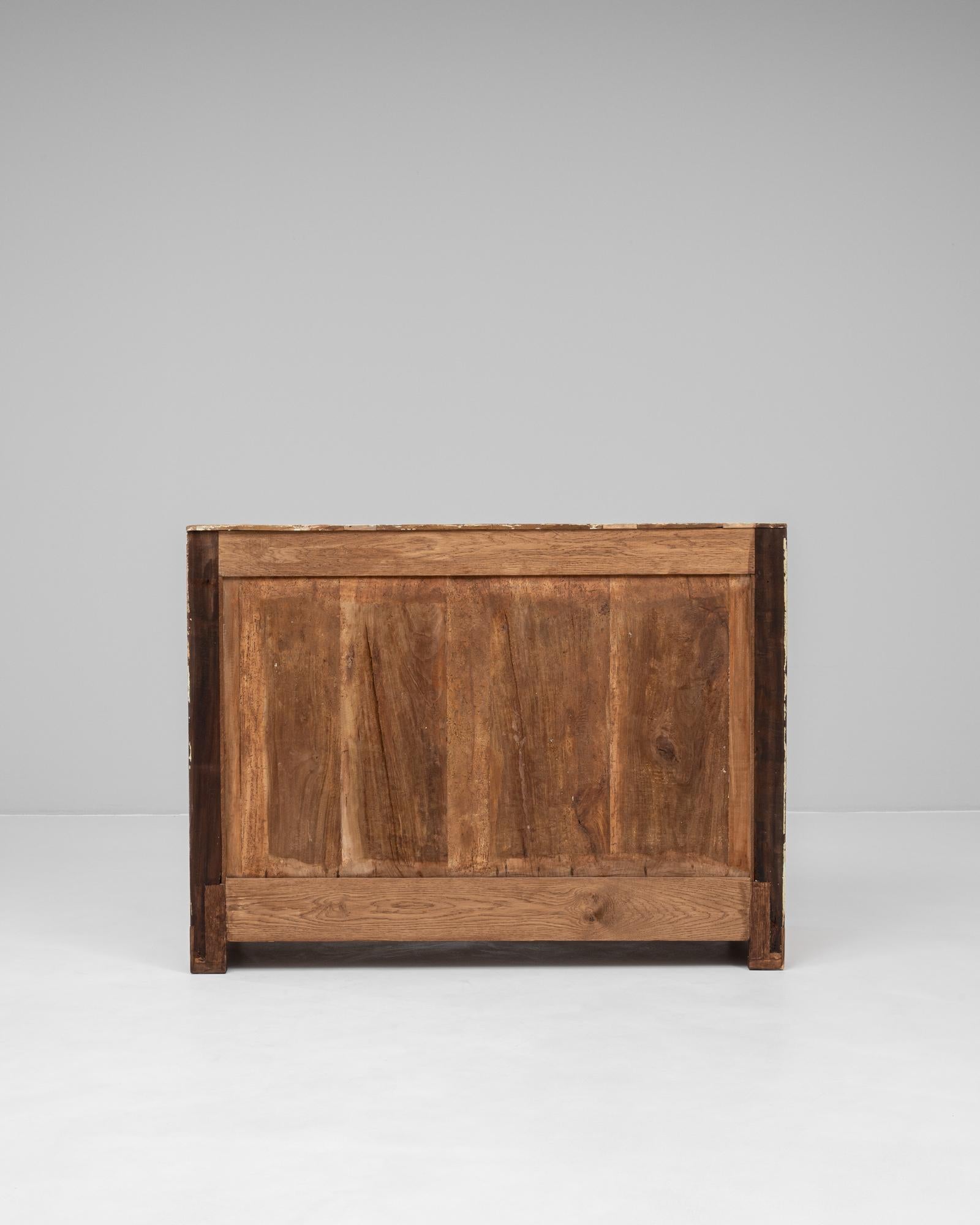 19th Century French Wood Patinated Buffet in vendita 7