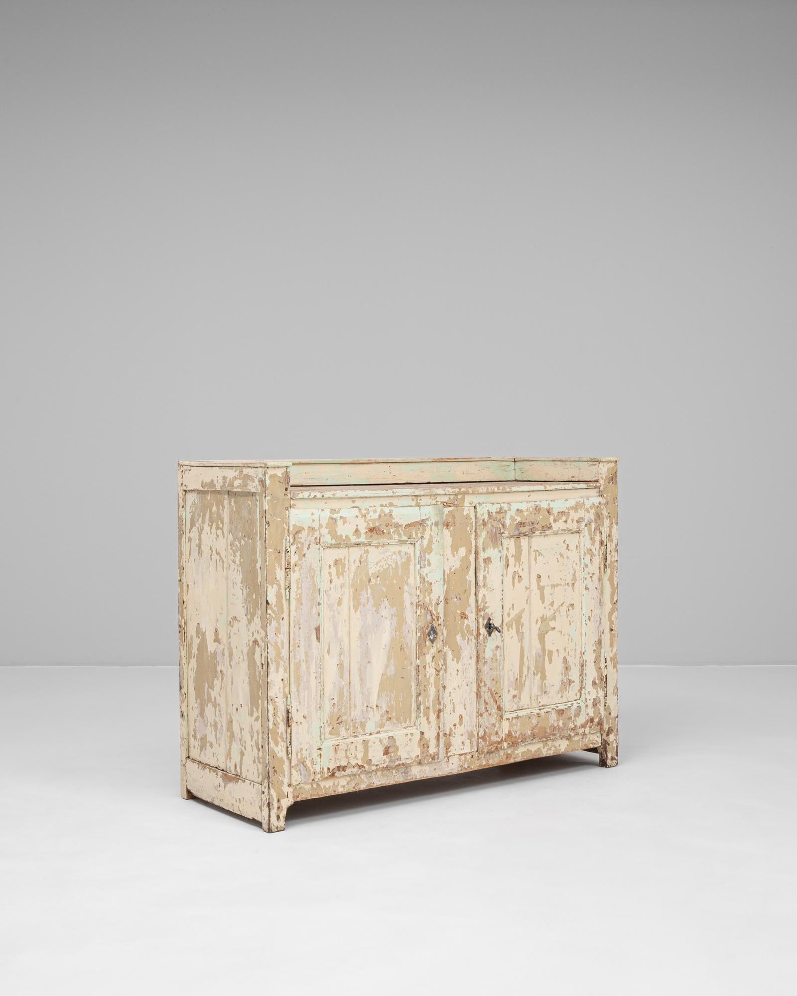 XIX secolo 19th Century French Wood Patinated Buffet in vendita