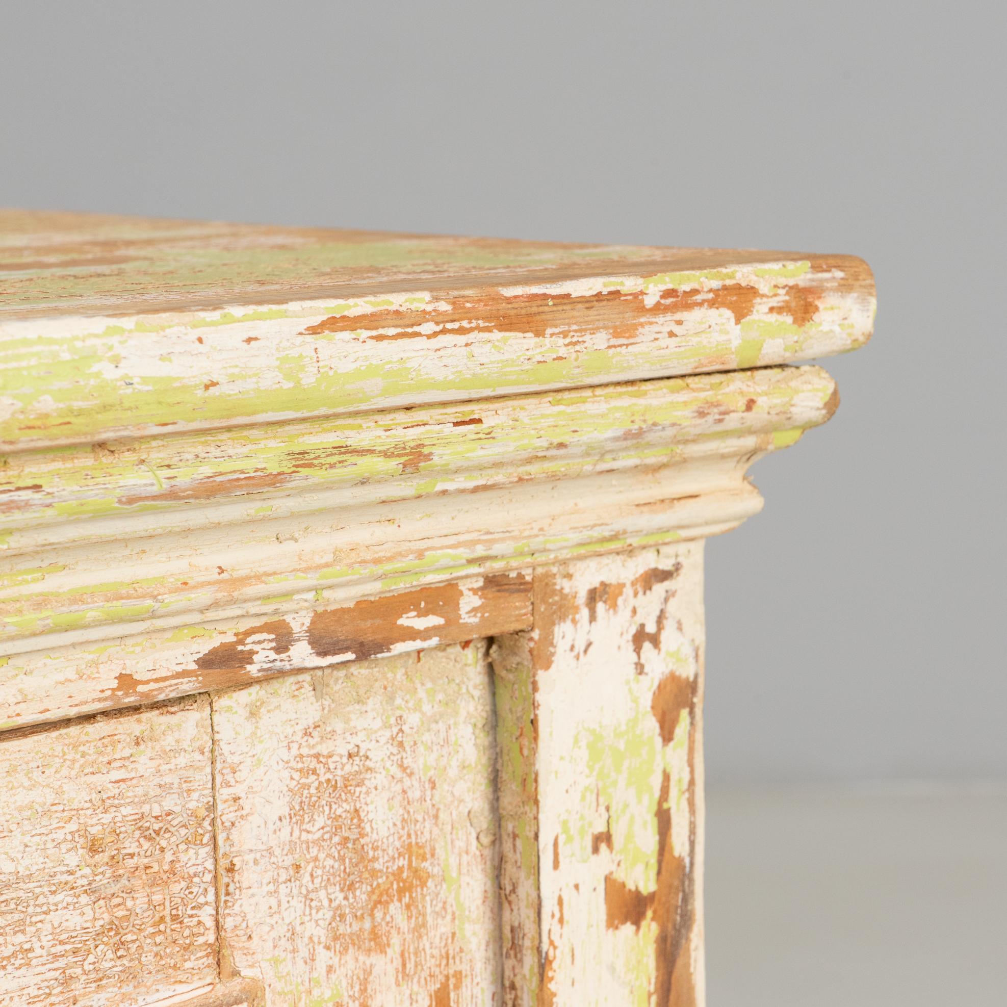 19th Century French Wood Patinated Cabinet With Wheels in vendita 5