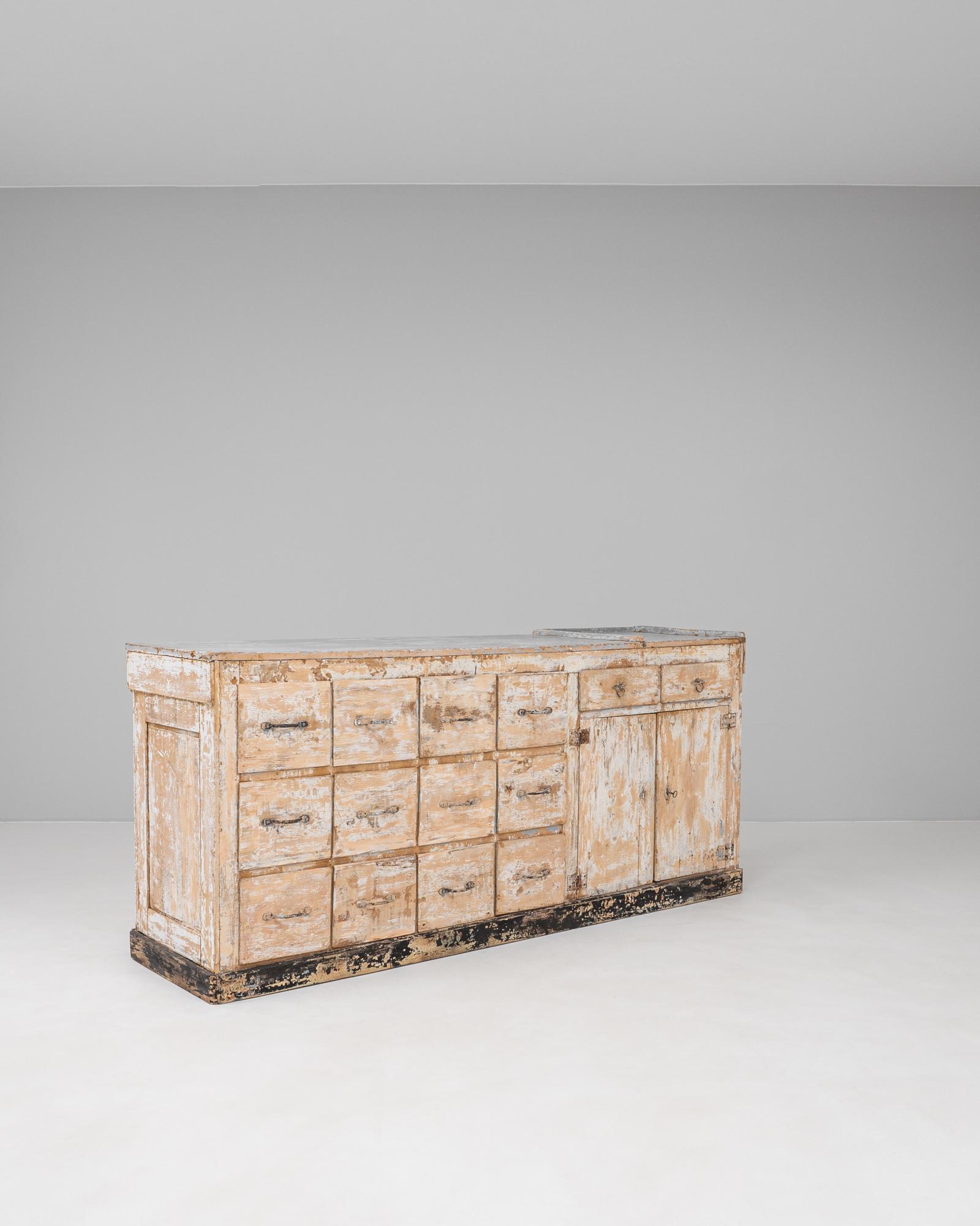 19th Century French Wood Patinated Shop Counter For Sale 2