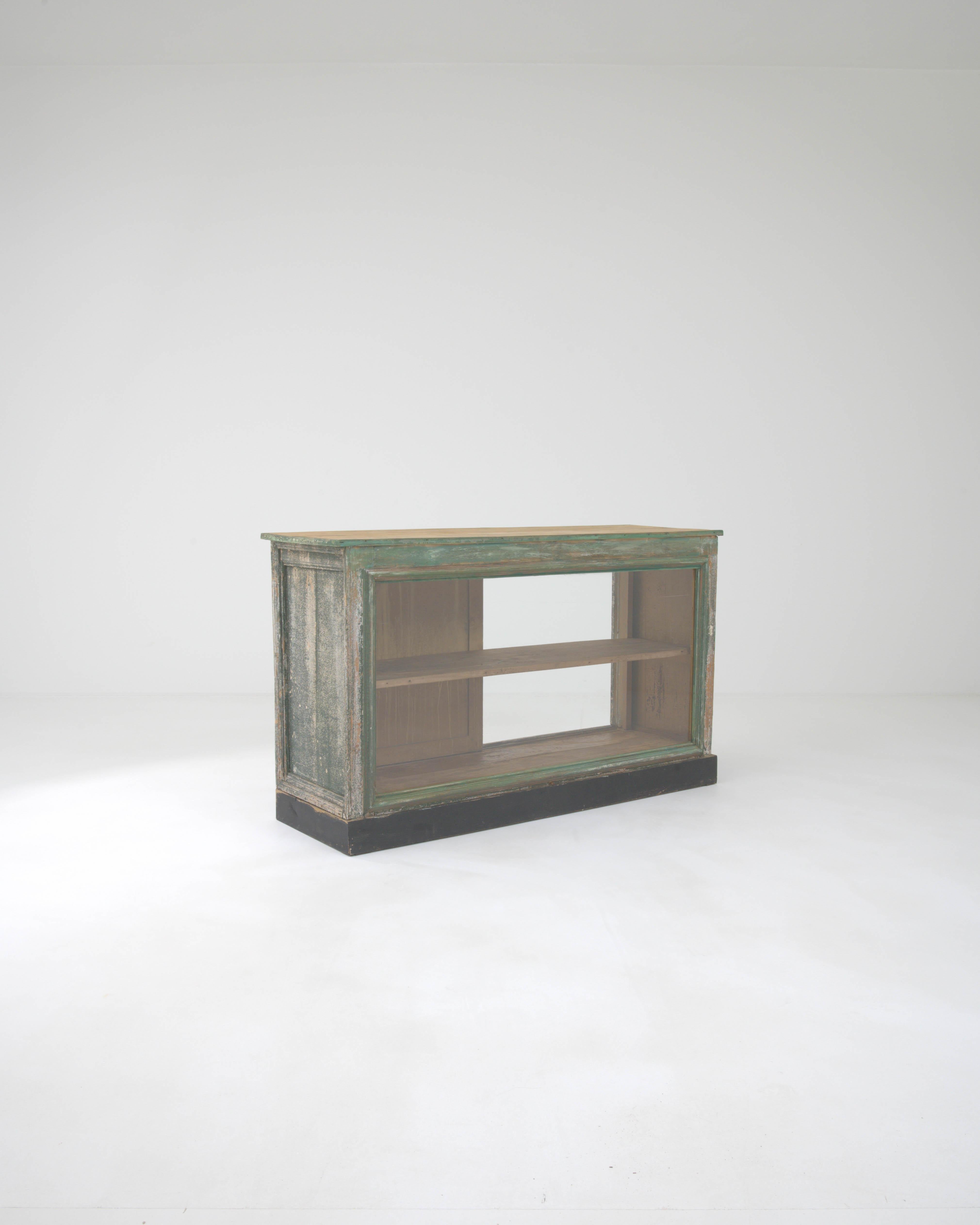 19th Century French Wood Patinated Shop Counter For Sale 5