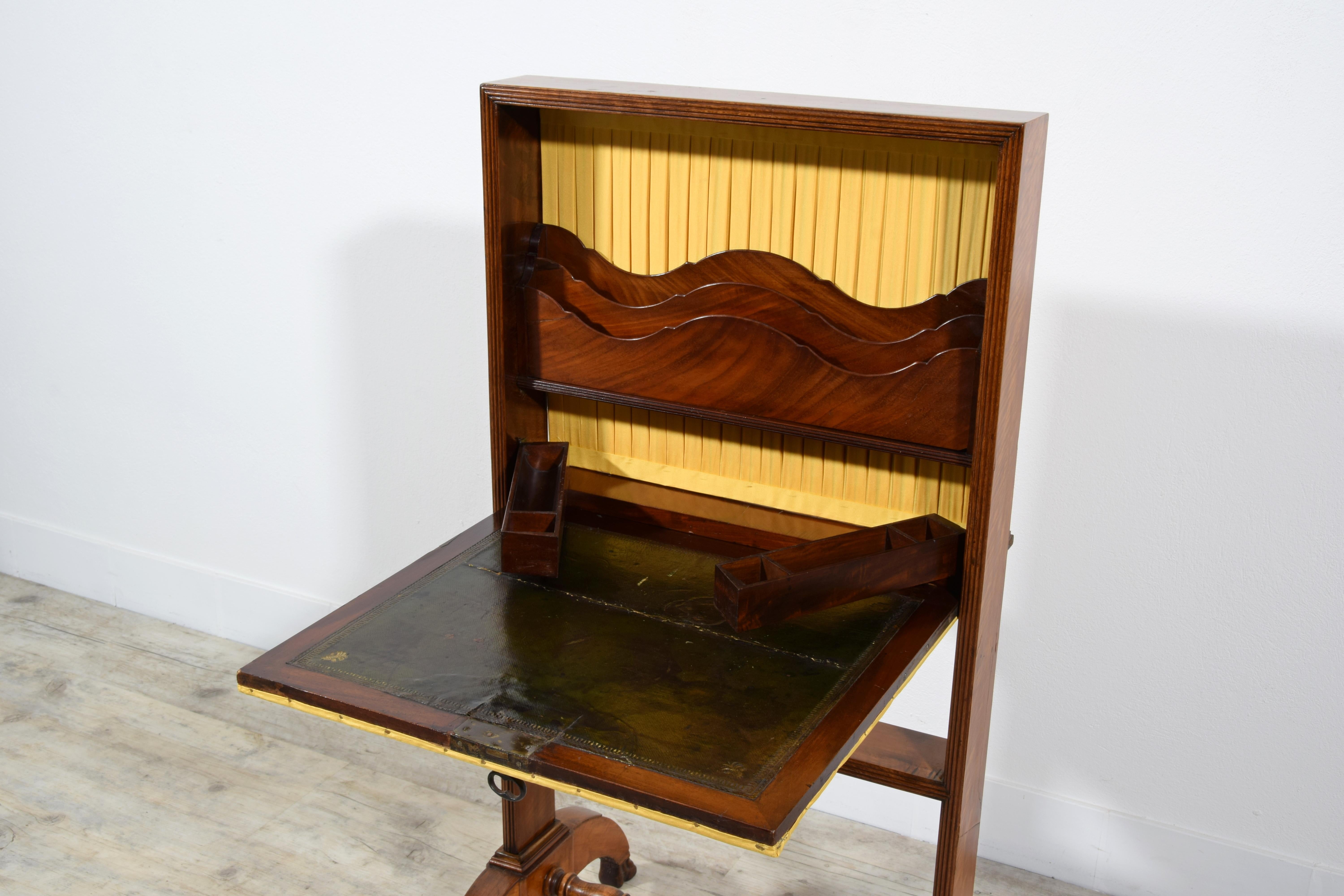 19. Jahrhundert, Französisch Wood Travel Desk im Angebot 10