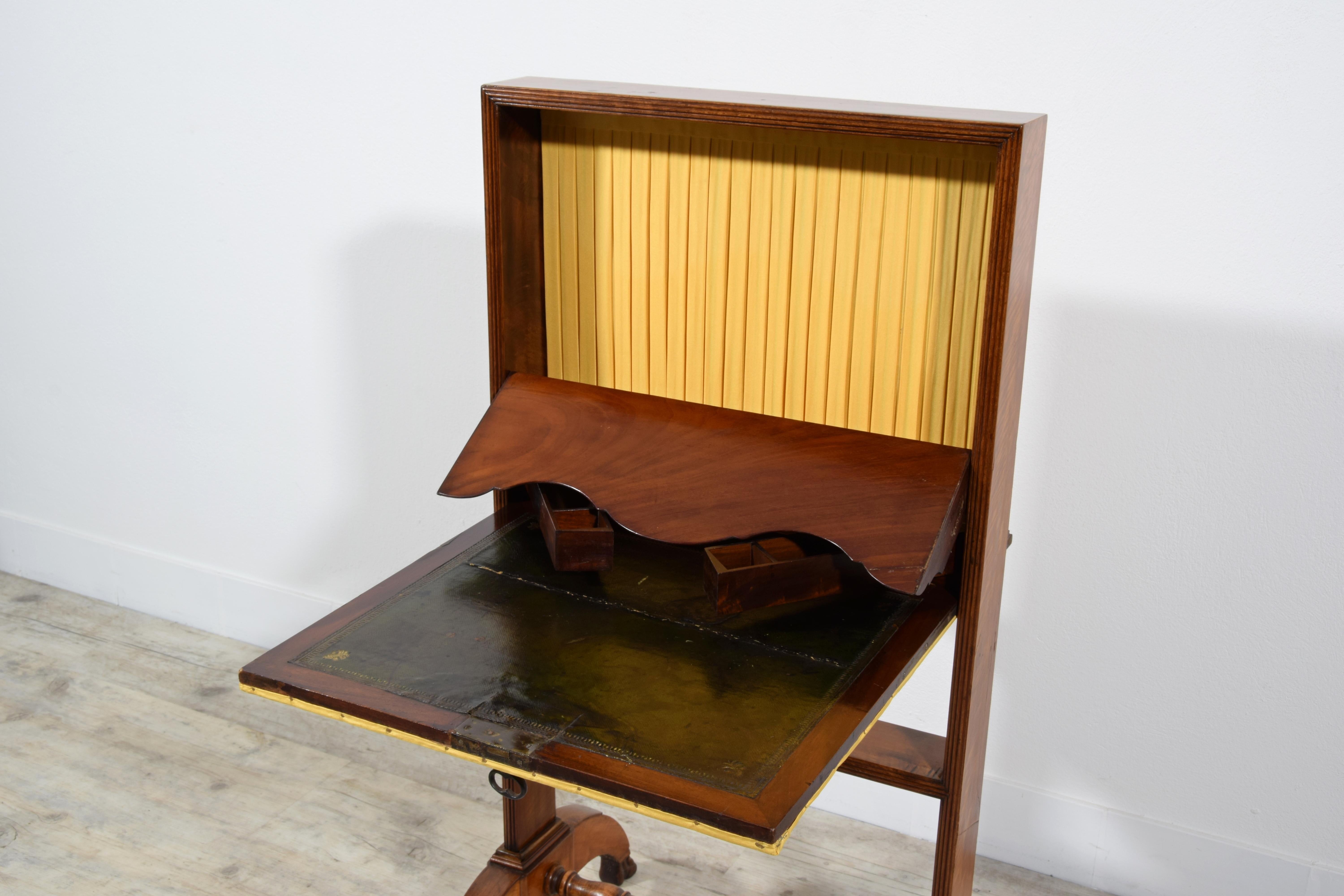 19. Jahrhundert, Französisch Wood Travel Desk im Angebot 11