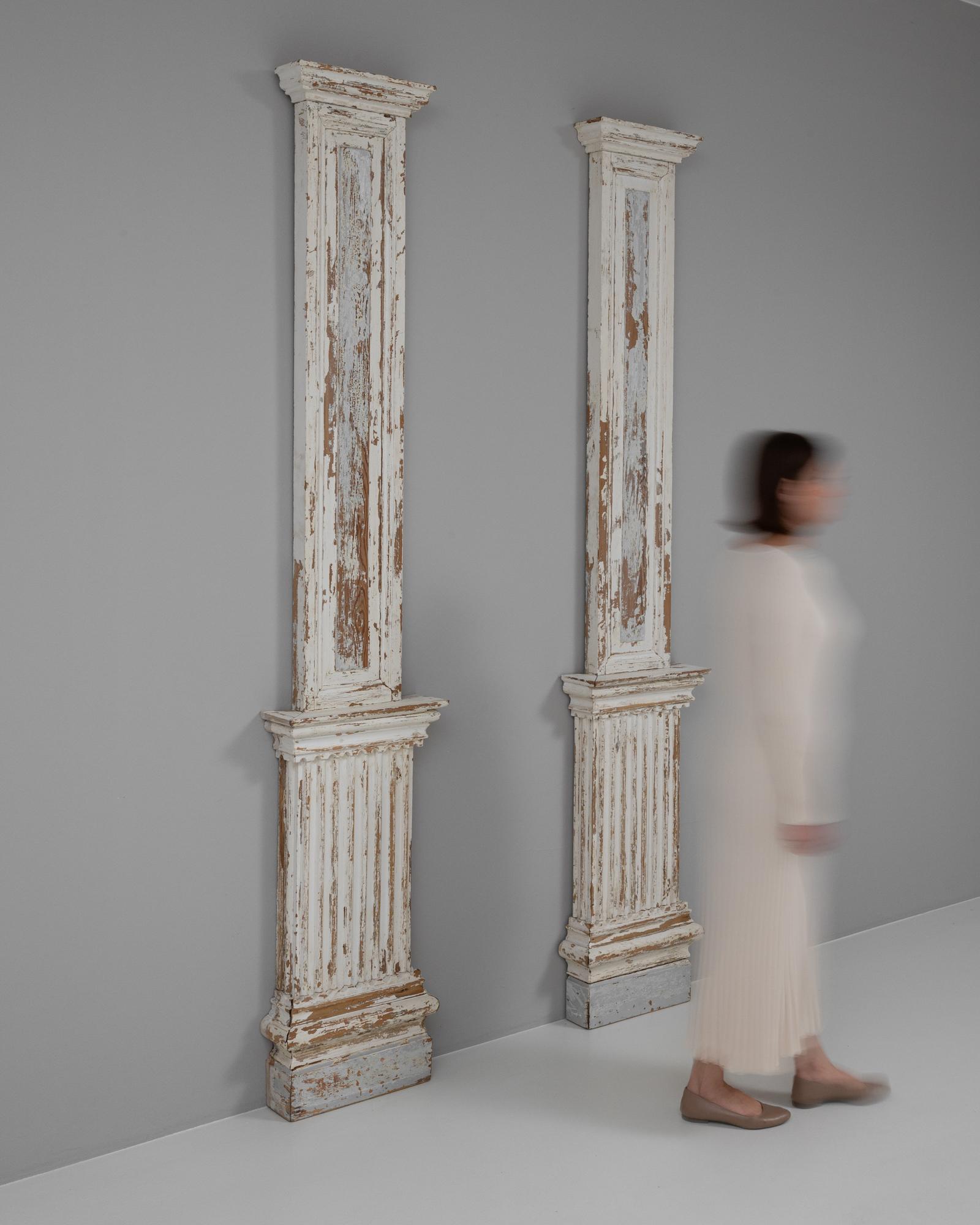 19th Century French Wood White Patinated Columns, a Pair For Sale 1