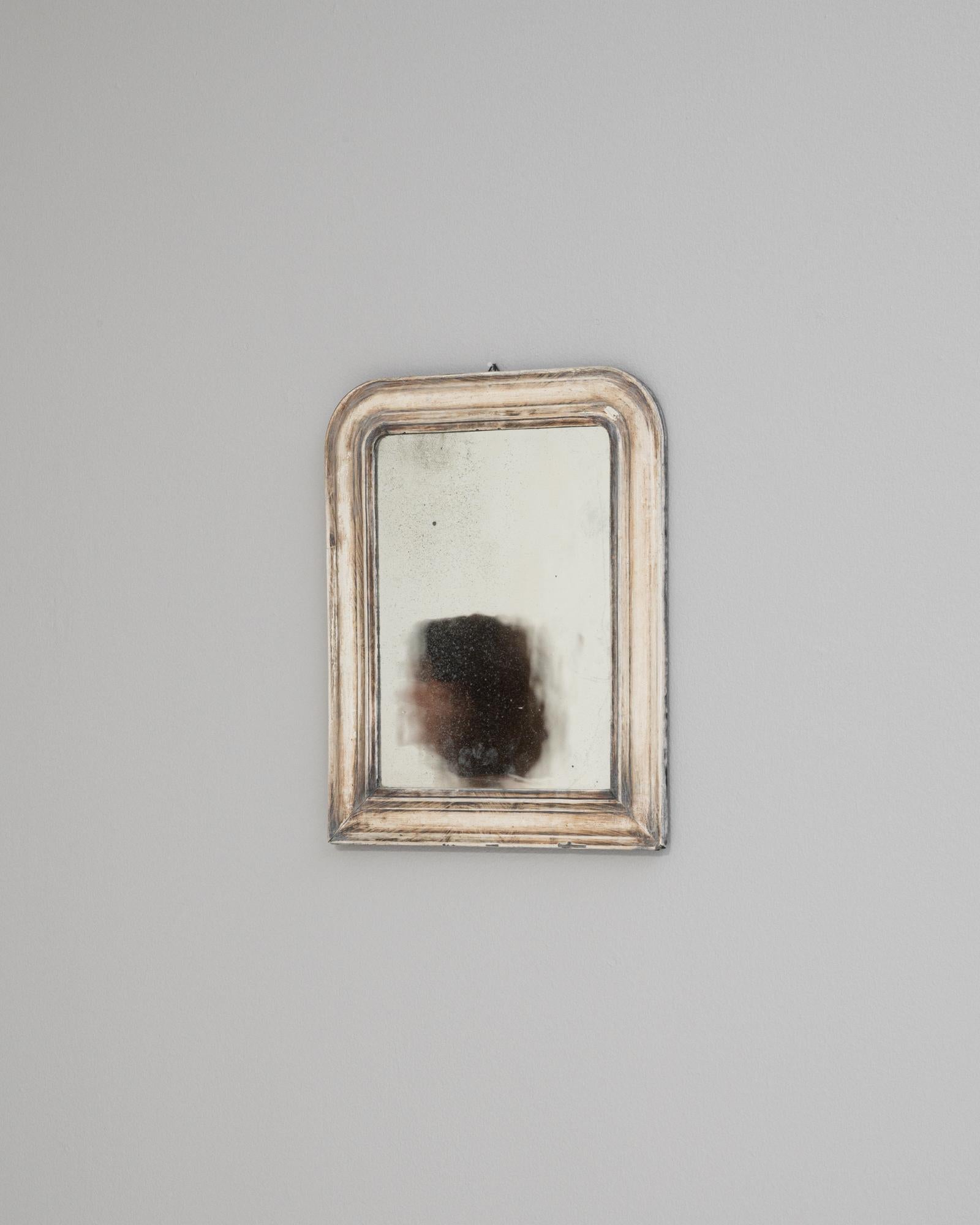 19th Century French Wood White Patinated Mirror For Sale 2